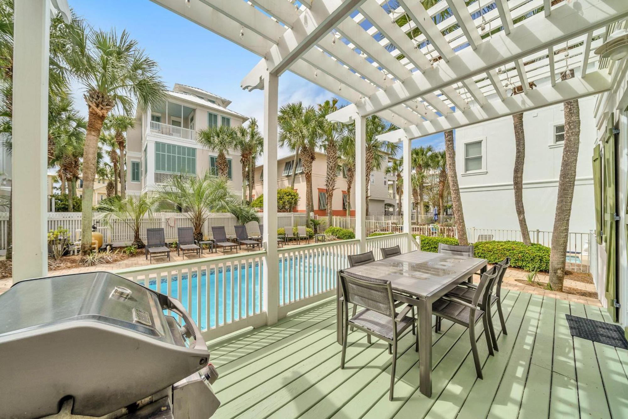 Happy Go Lucky Holiday home Destin