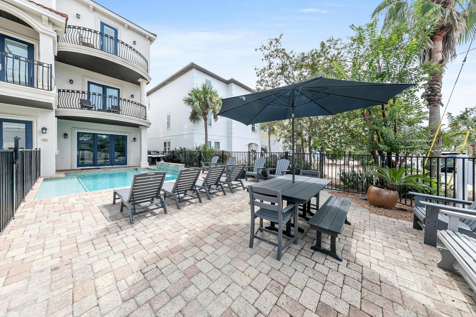 The Adonis Holiday home Destin