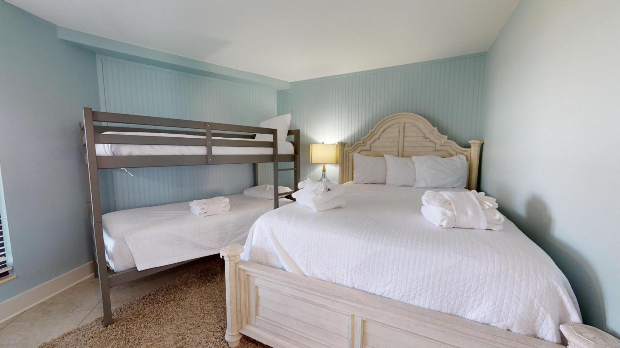 Beachside Ii 4303 Holiday home *