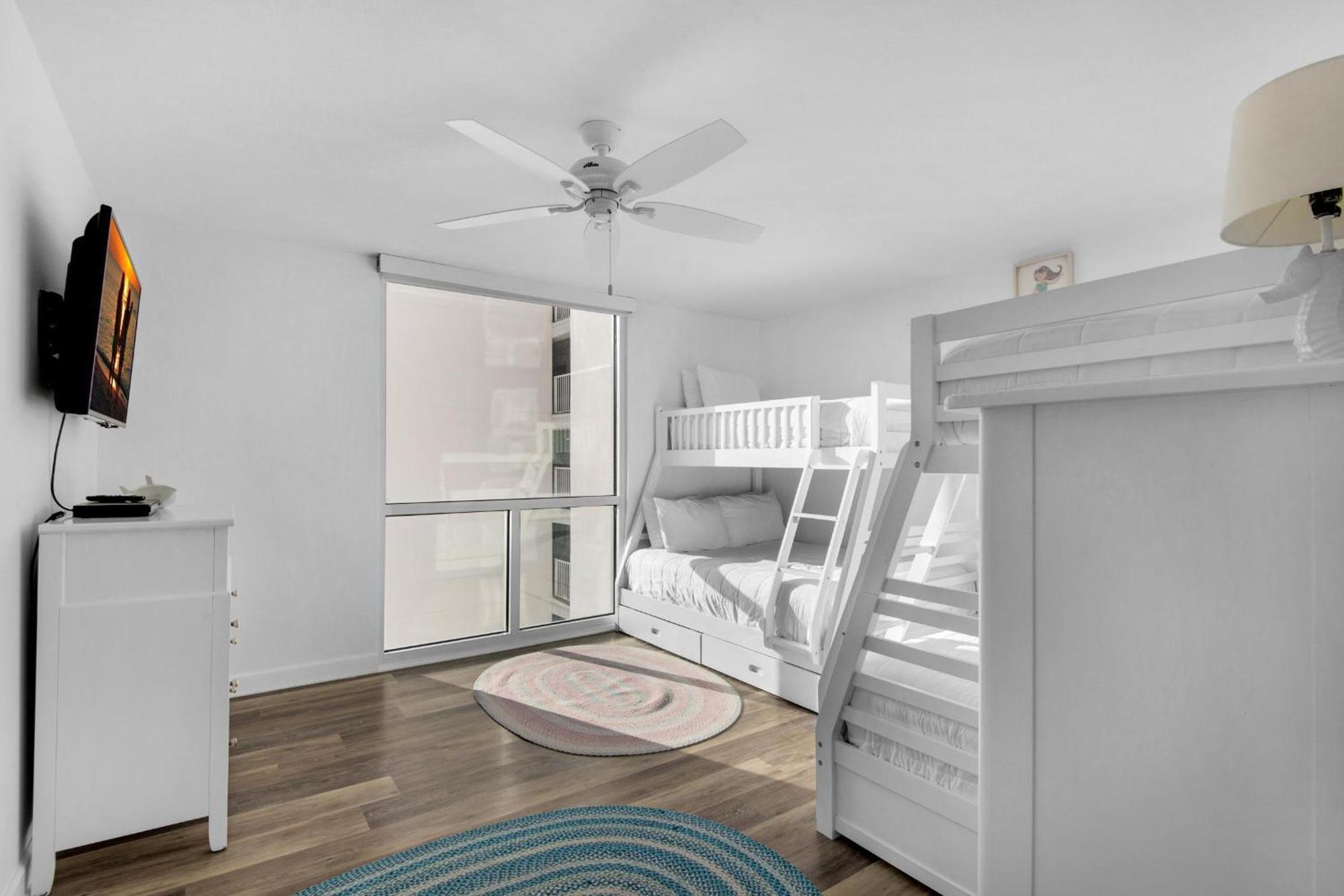 Holiday home Shoreline Towers 1066 Destin