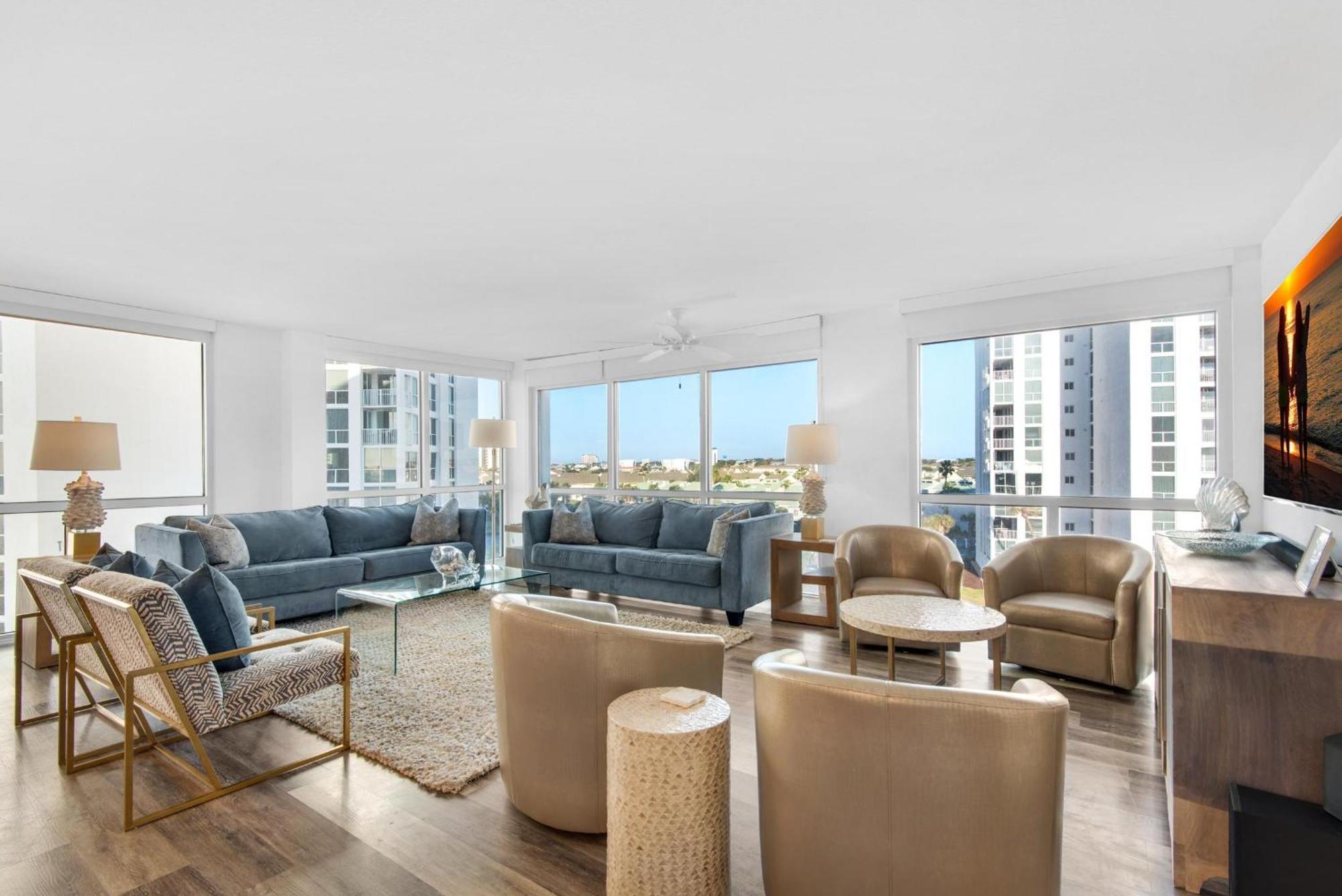 Shoreline Towers 1066 Holiday home Destin