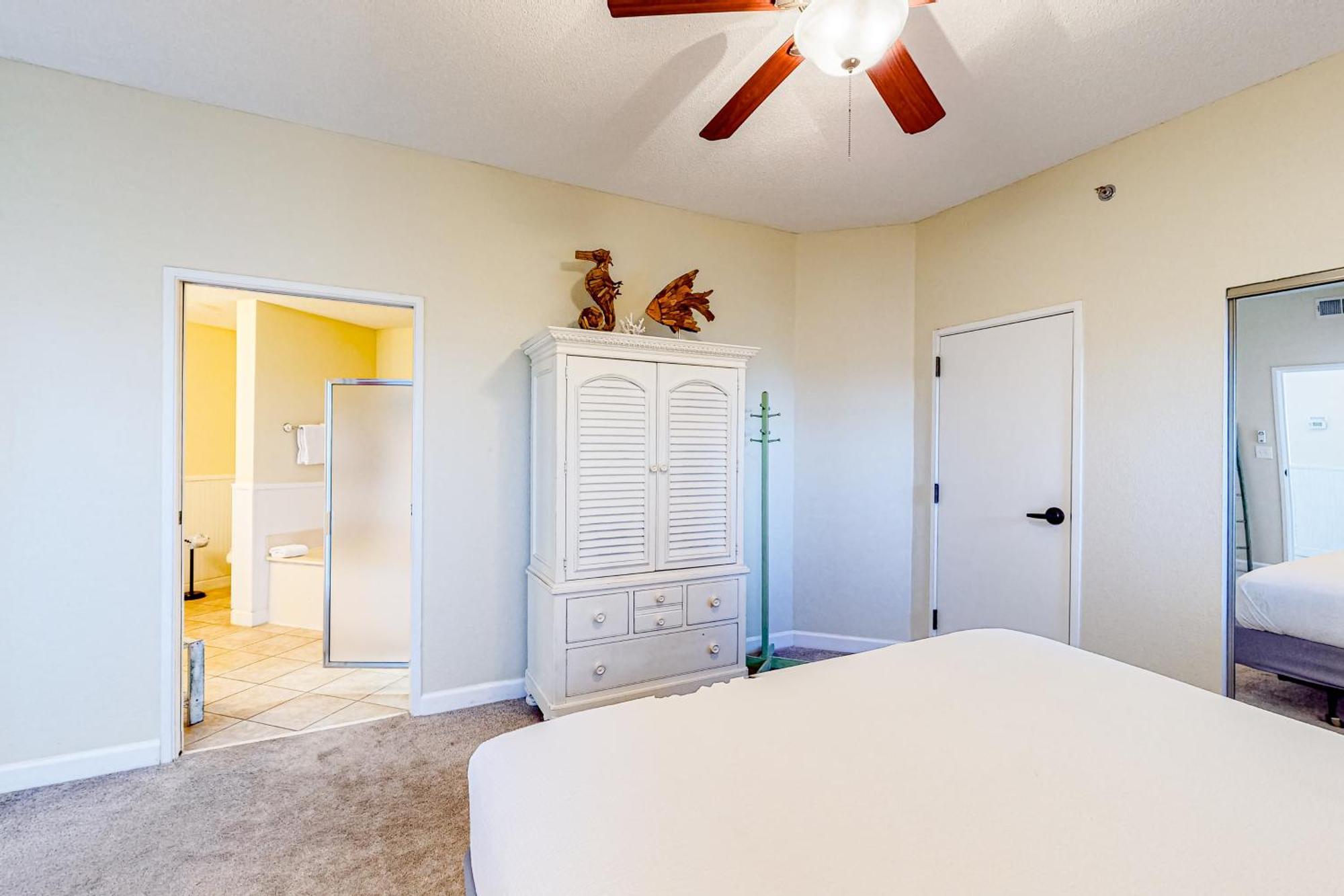 Tops'l Tides 1110 Apartment