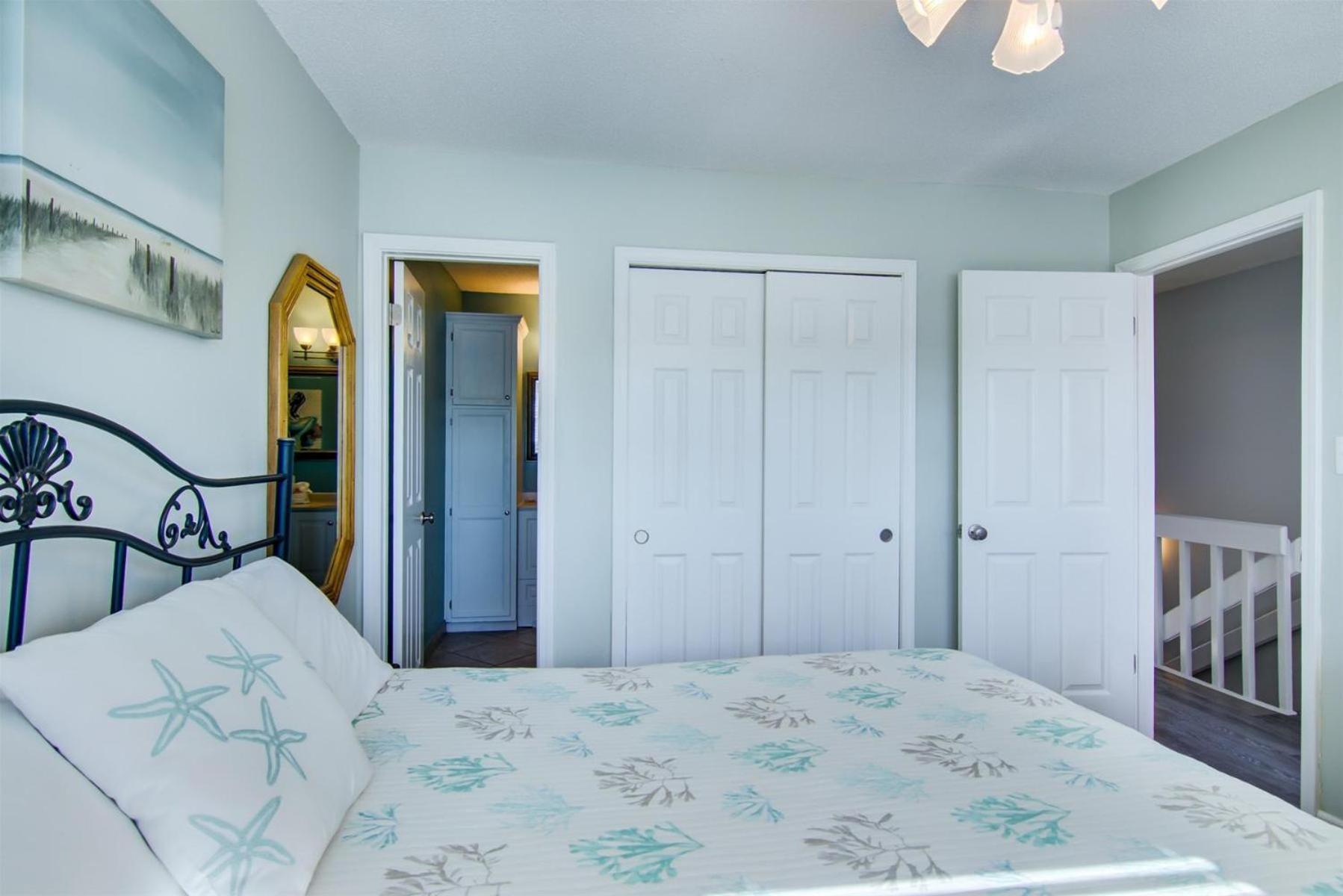 Holiday home 2 B, Three Bedroom Townhome *