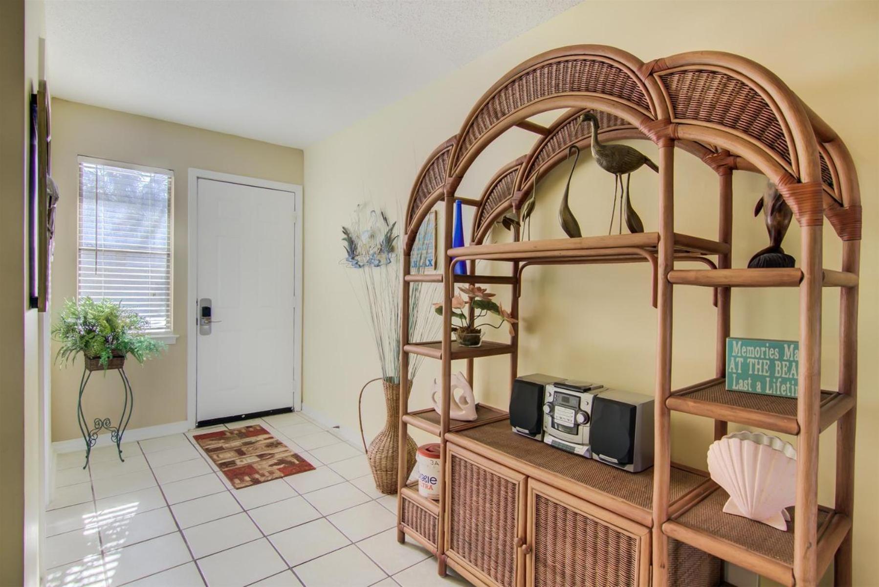 3 A, Three Bedroom Townhome *