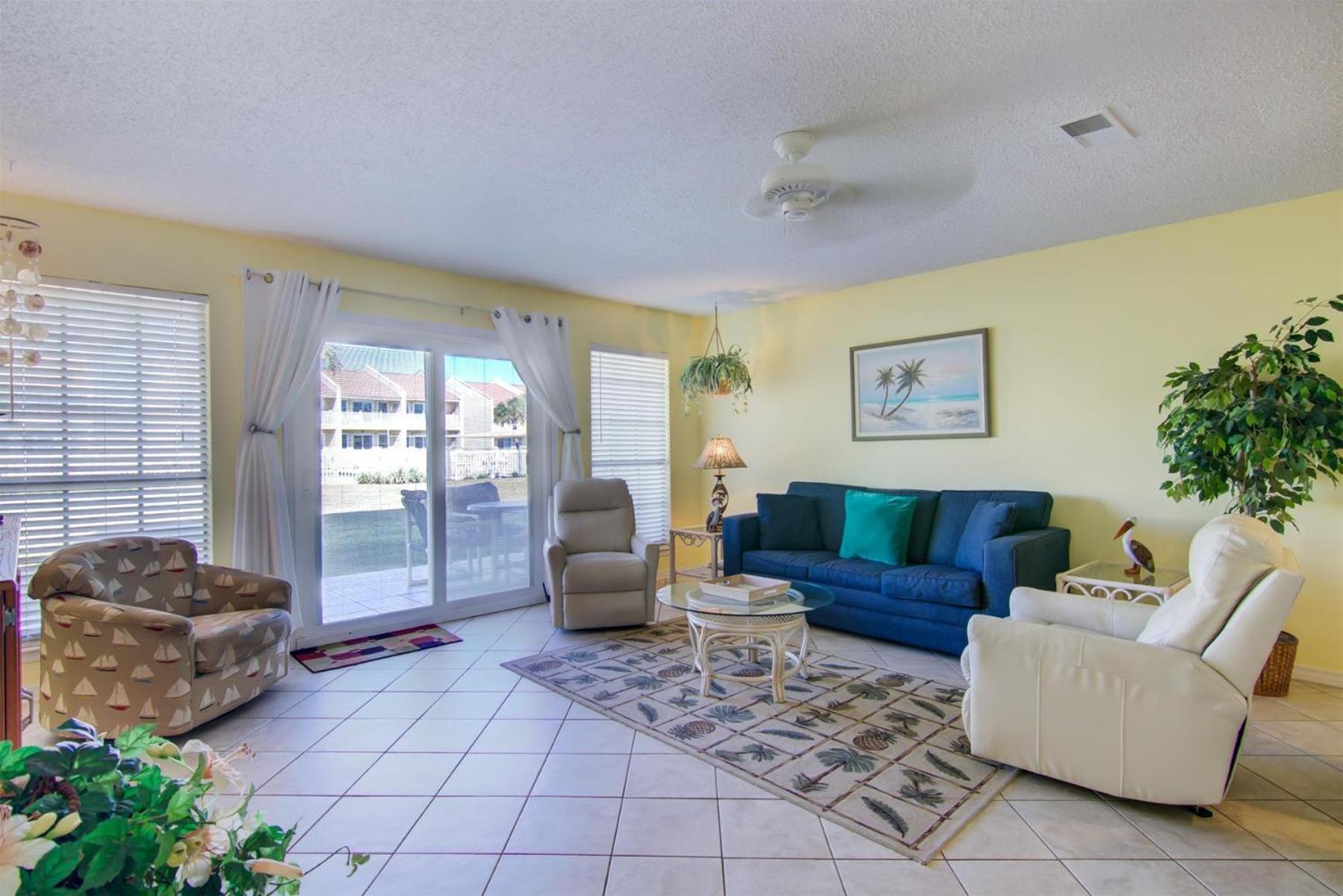 3 A, Three Bedroom Townhome Holiday home *