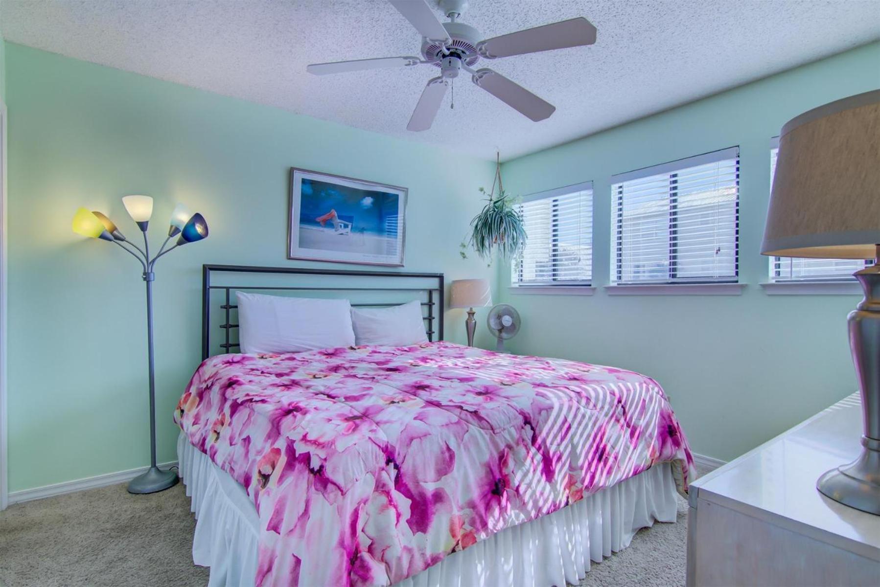 3 A, Three Bedroom Townhome * Destin