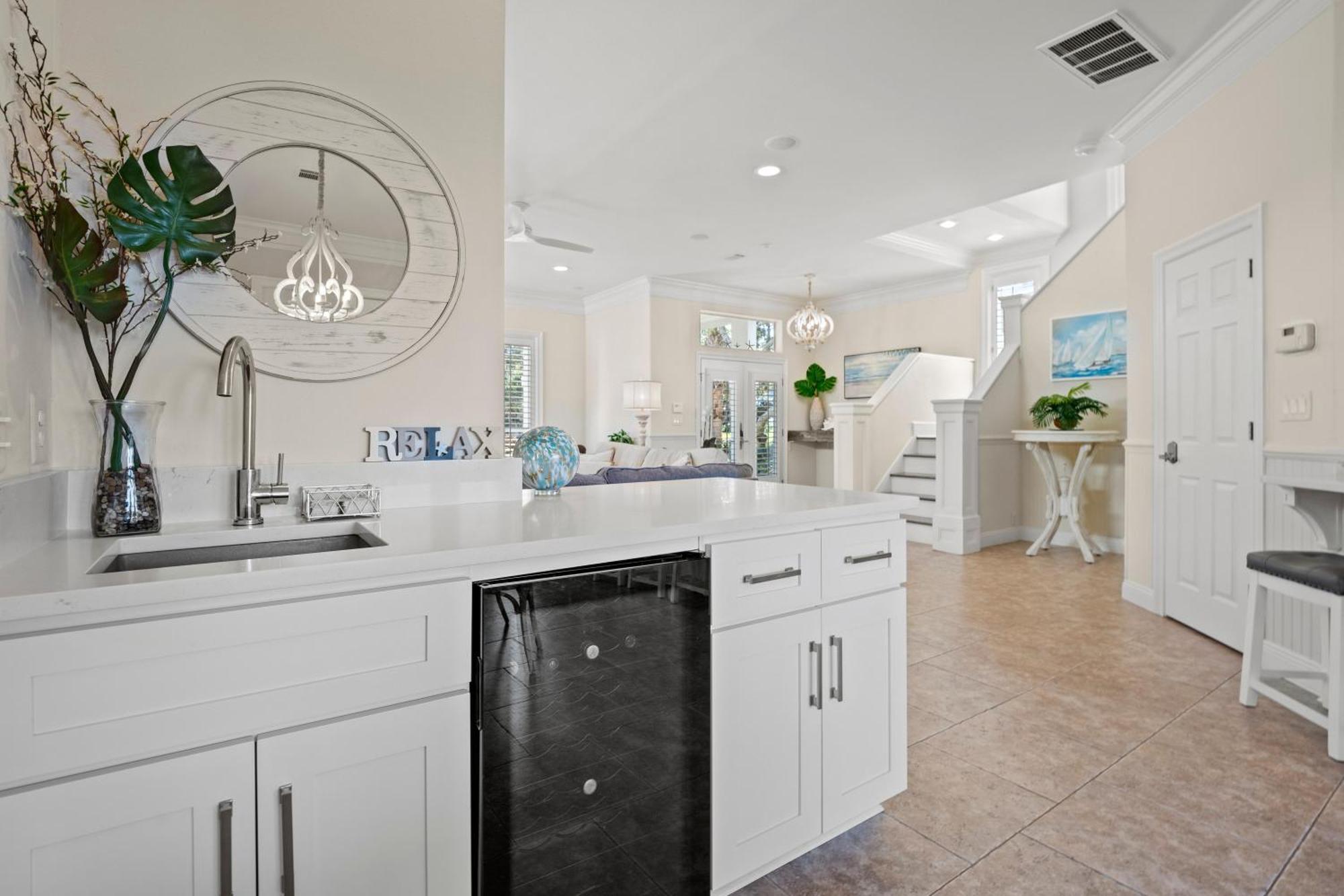 Destined For Sun S 107 Cayman Cove *