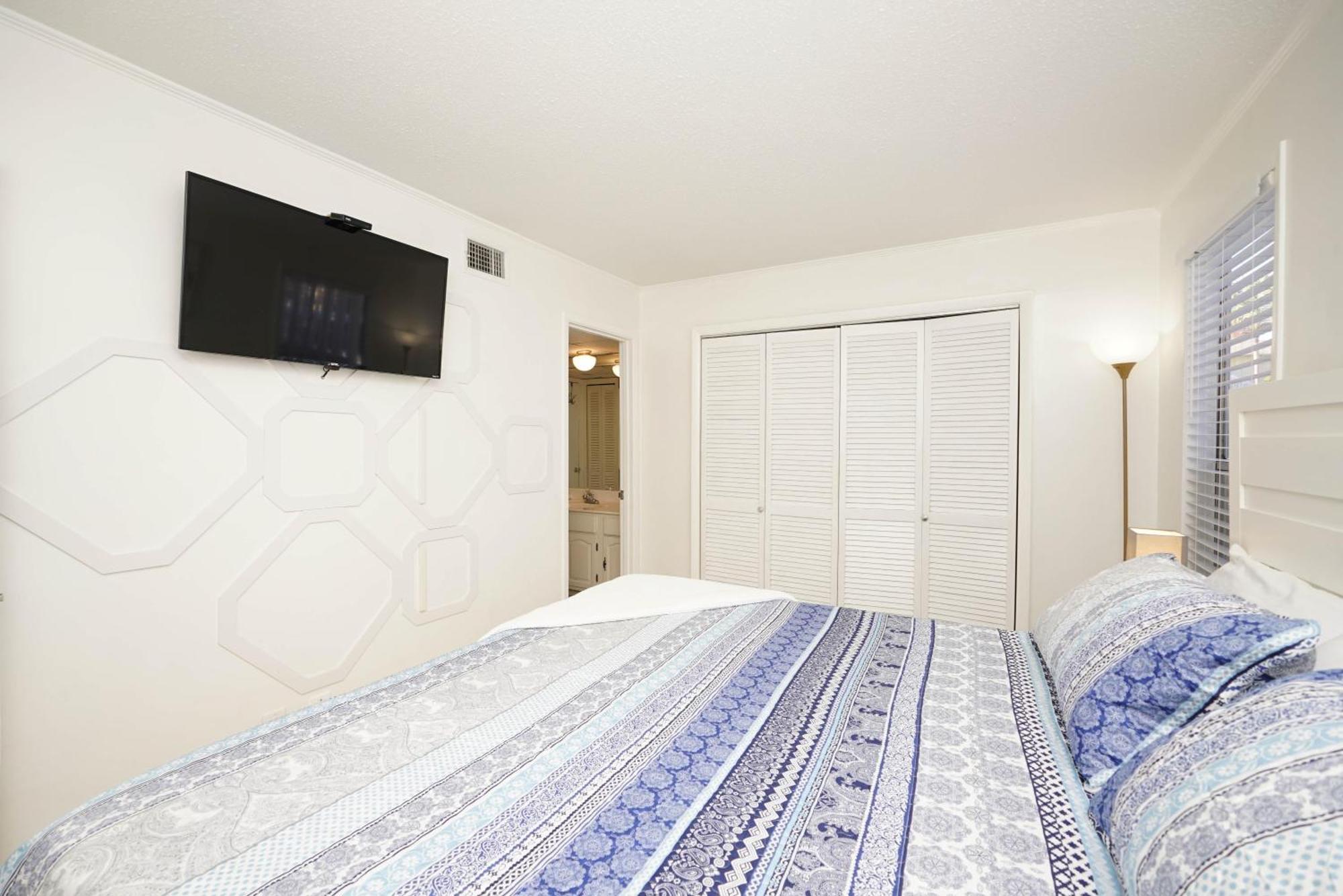 Sandpiper Cove Unit1031 Holiday home Destin