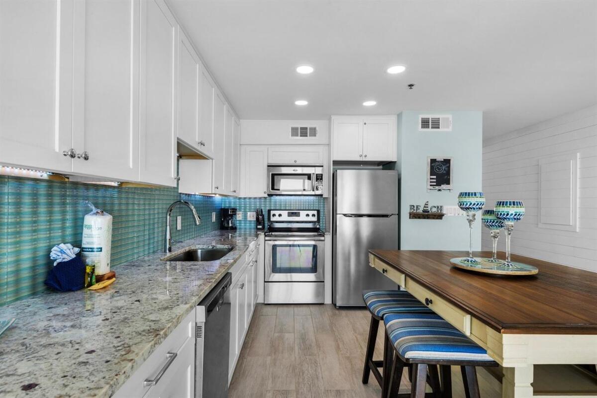 Crystal Sands 105b Apartment Destin