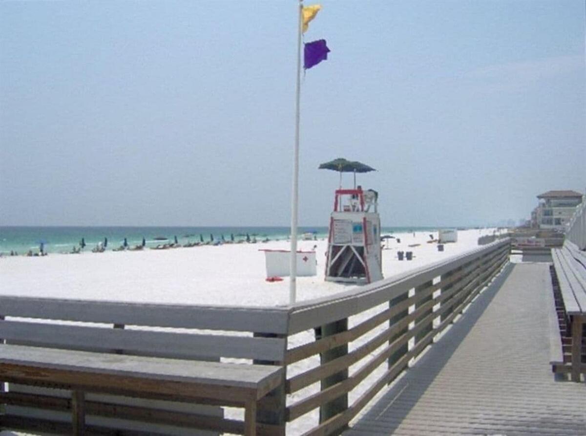Emerald Waters 205 Apartment Destin