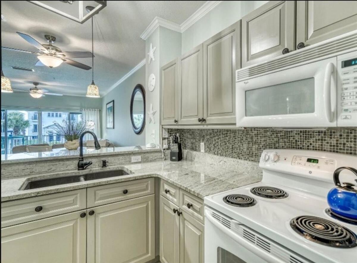 Apartment Emerald Waters 205 Destin
