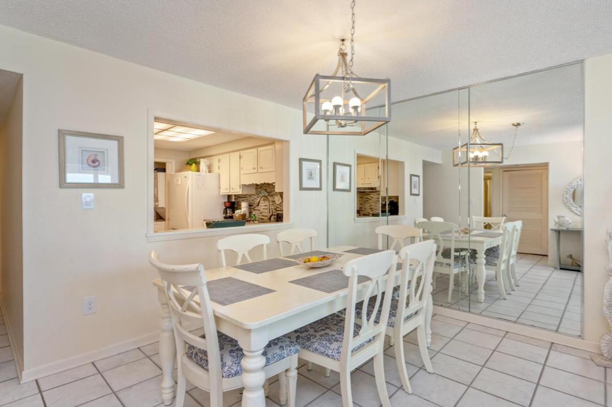 1055-shoreline Towers Holiday home Destin