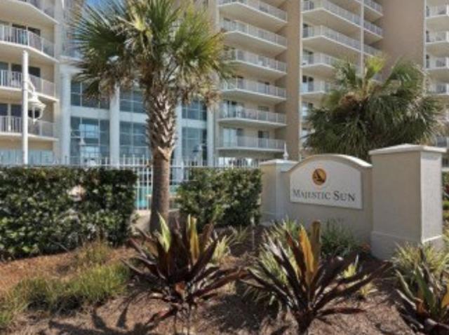 Apartment Available For Season! Let's Flamingle