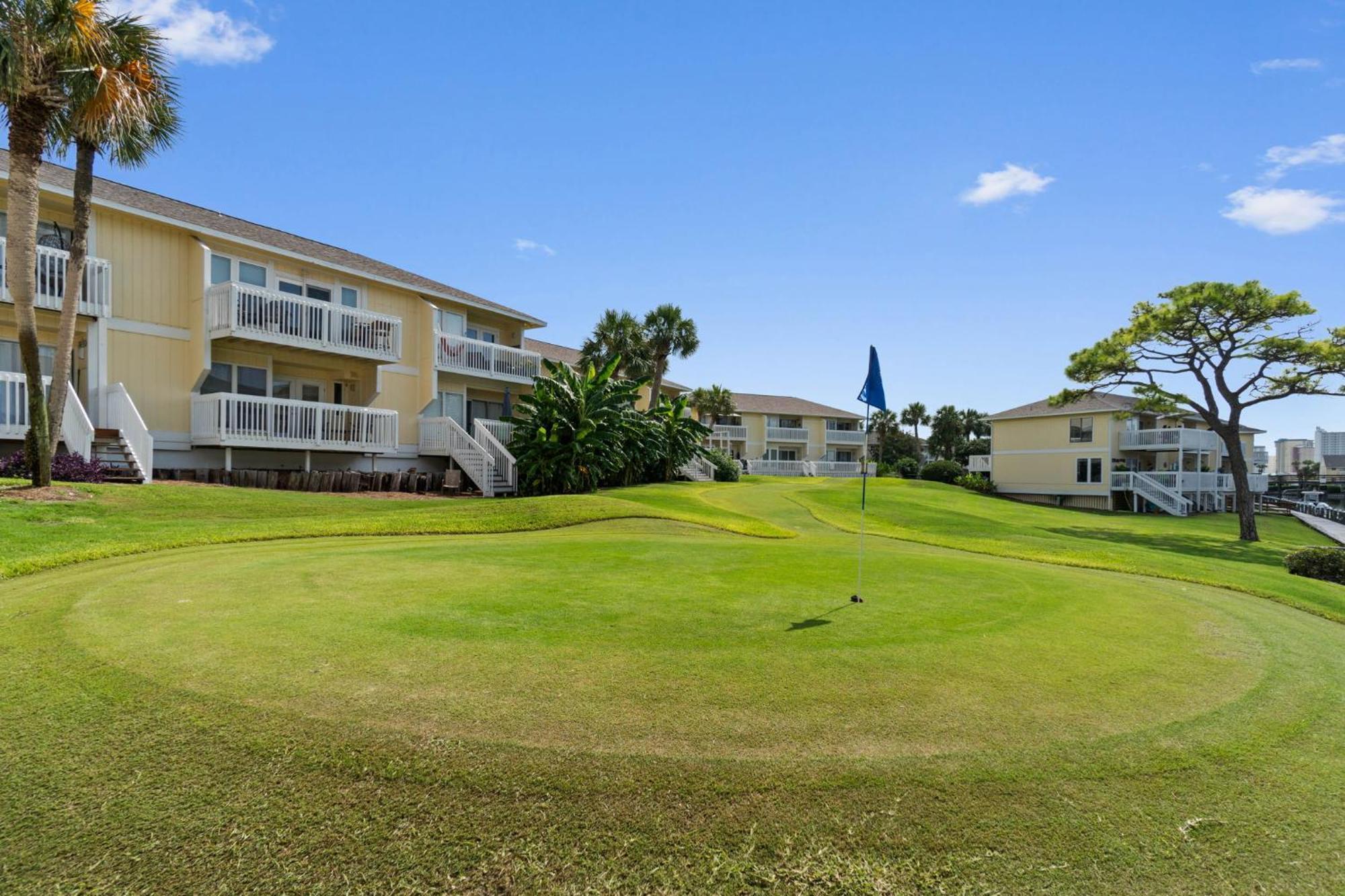 Sandpiper Cove 8140 - 500 Feet To The Beach! Pool In The Back Yard!
