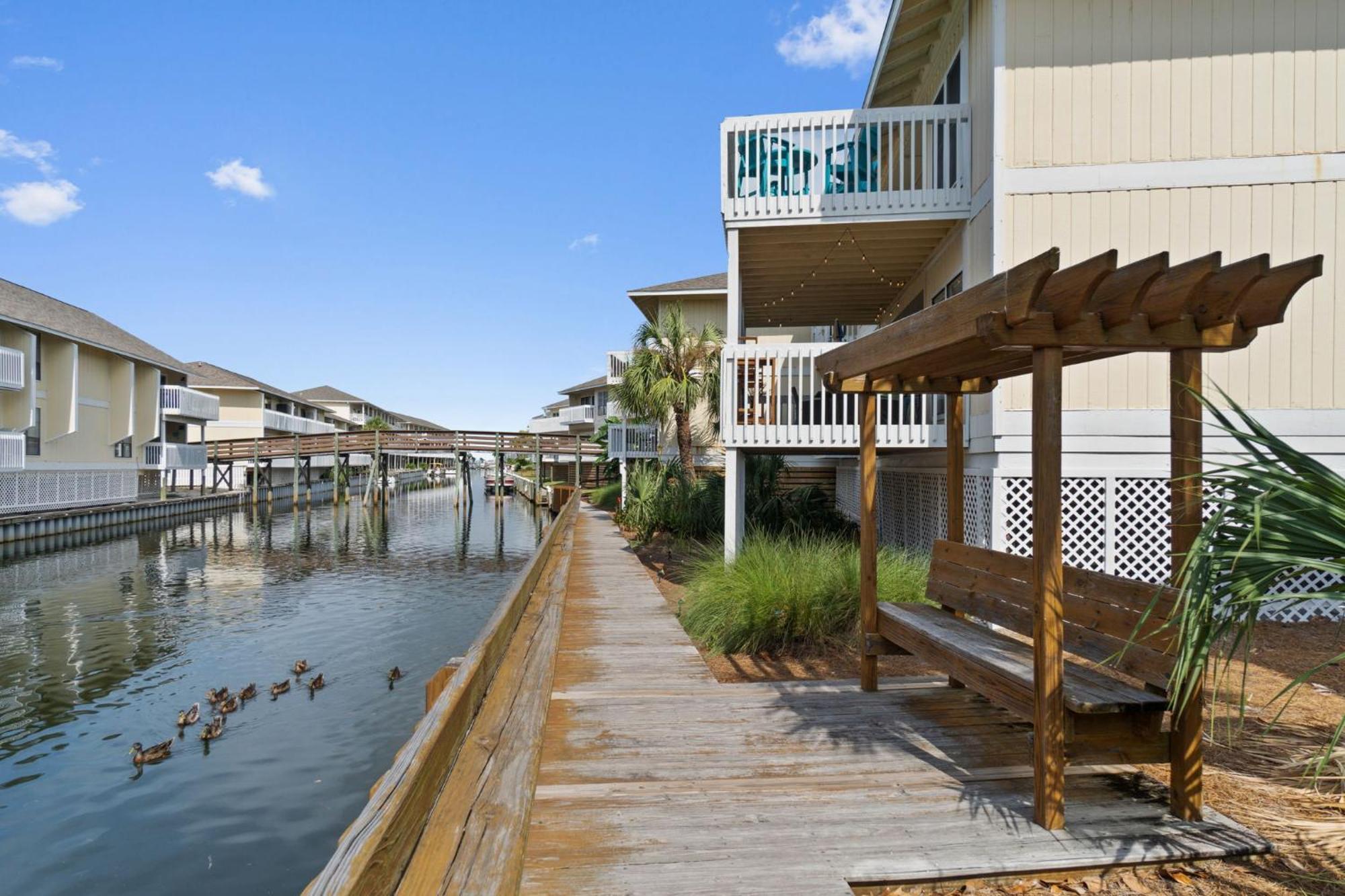 Holiday home Sandpiper Cove 8140 - 500 Feet To The Beach! Pool In The Back Yard! *