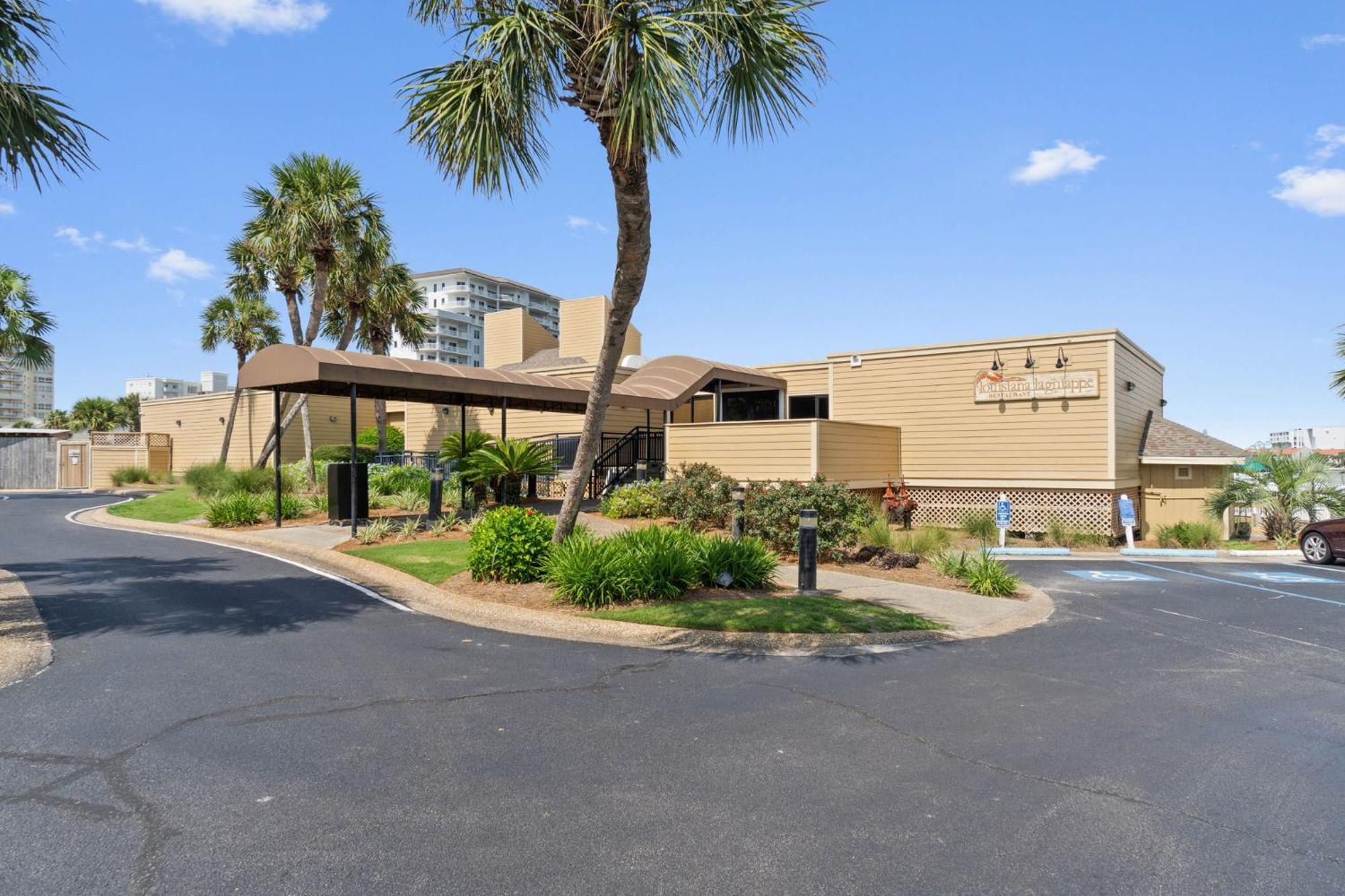 Holiday home Sandpiper Cove 8140 - 500 Feet To The Beach! Pool In The Back Yard! Destin