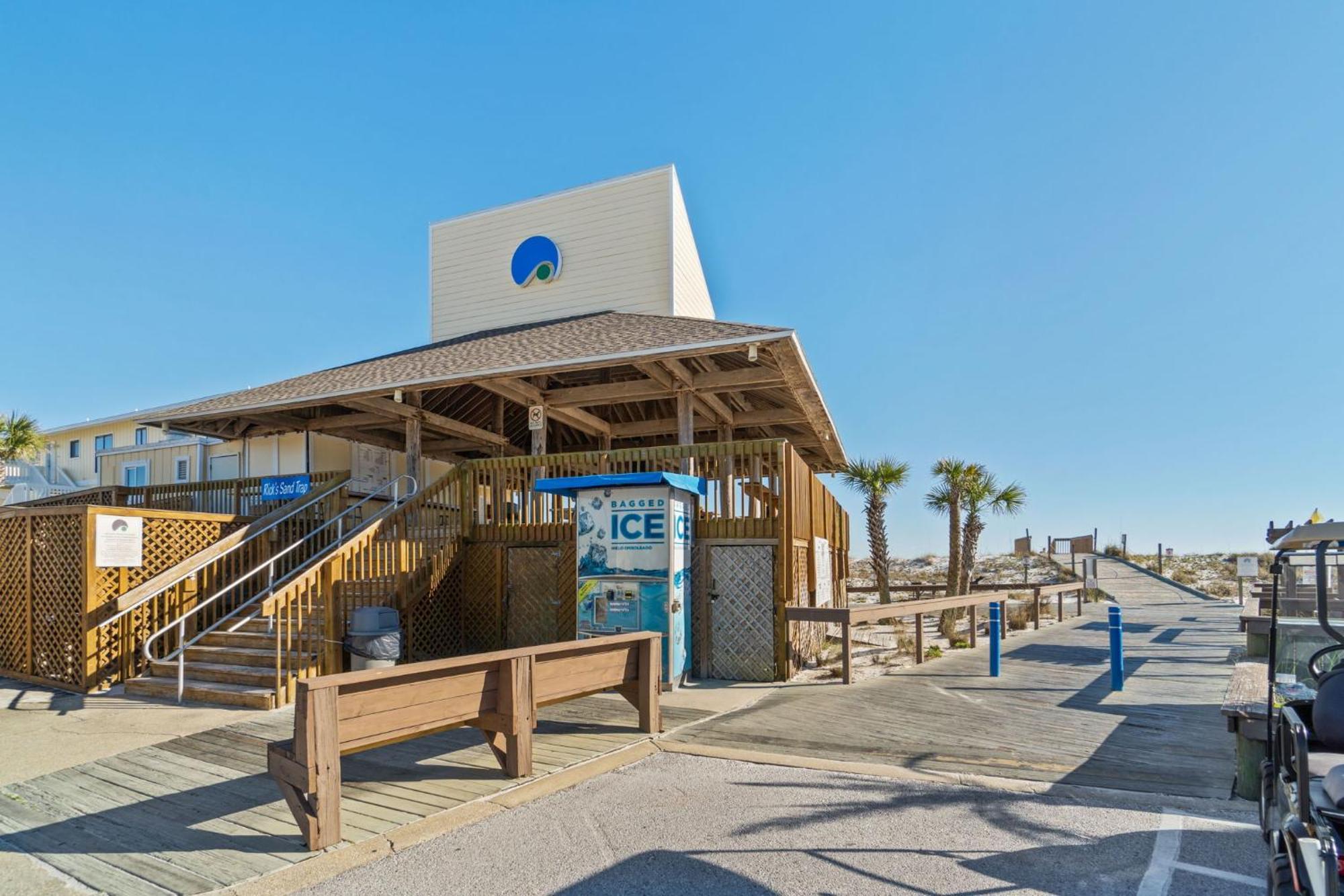 Sandpiper Cove 8140 - 500 Feet To The Beach! Pool In The Back Yard! *