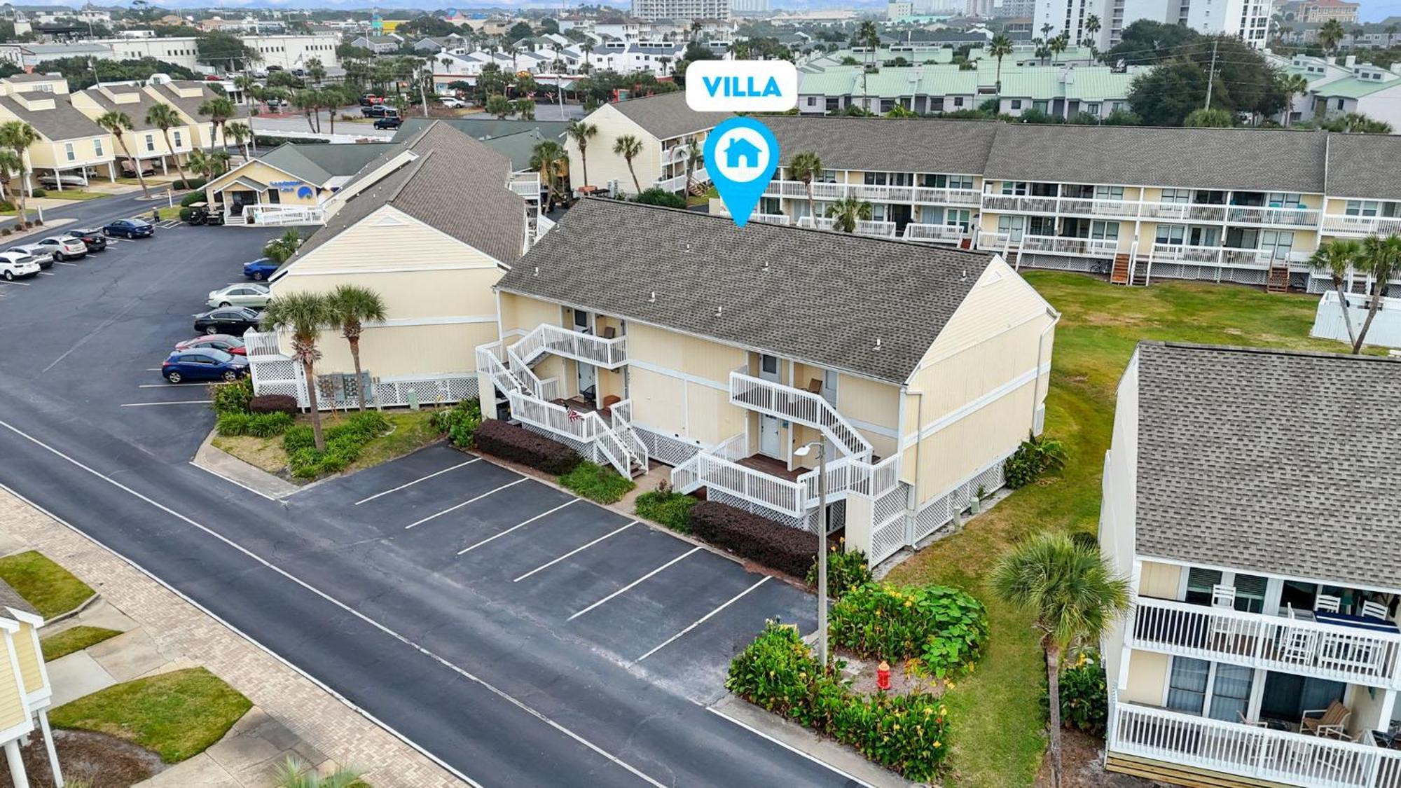 Sandpiper Cove 8140 - 500 Feet To The Beach! Pool In The Back Yard! * Destin