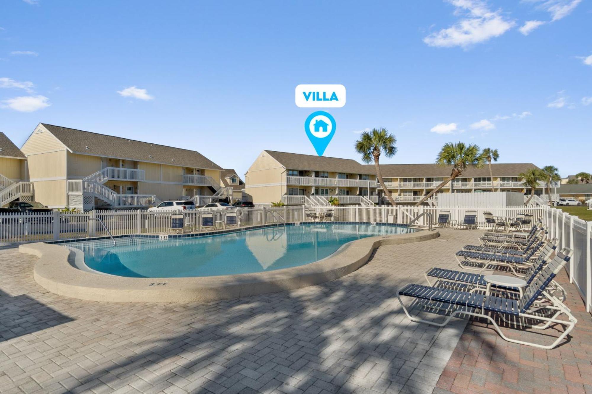 Sandpiper Cove 8140 - 500 Feet To The Beach! Pool In The Back Yard! Holiday home Destin