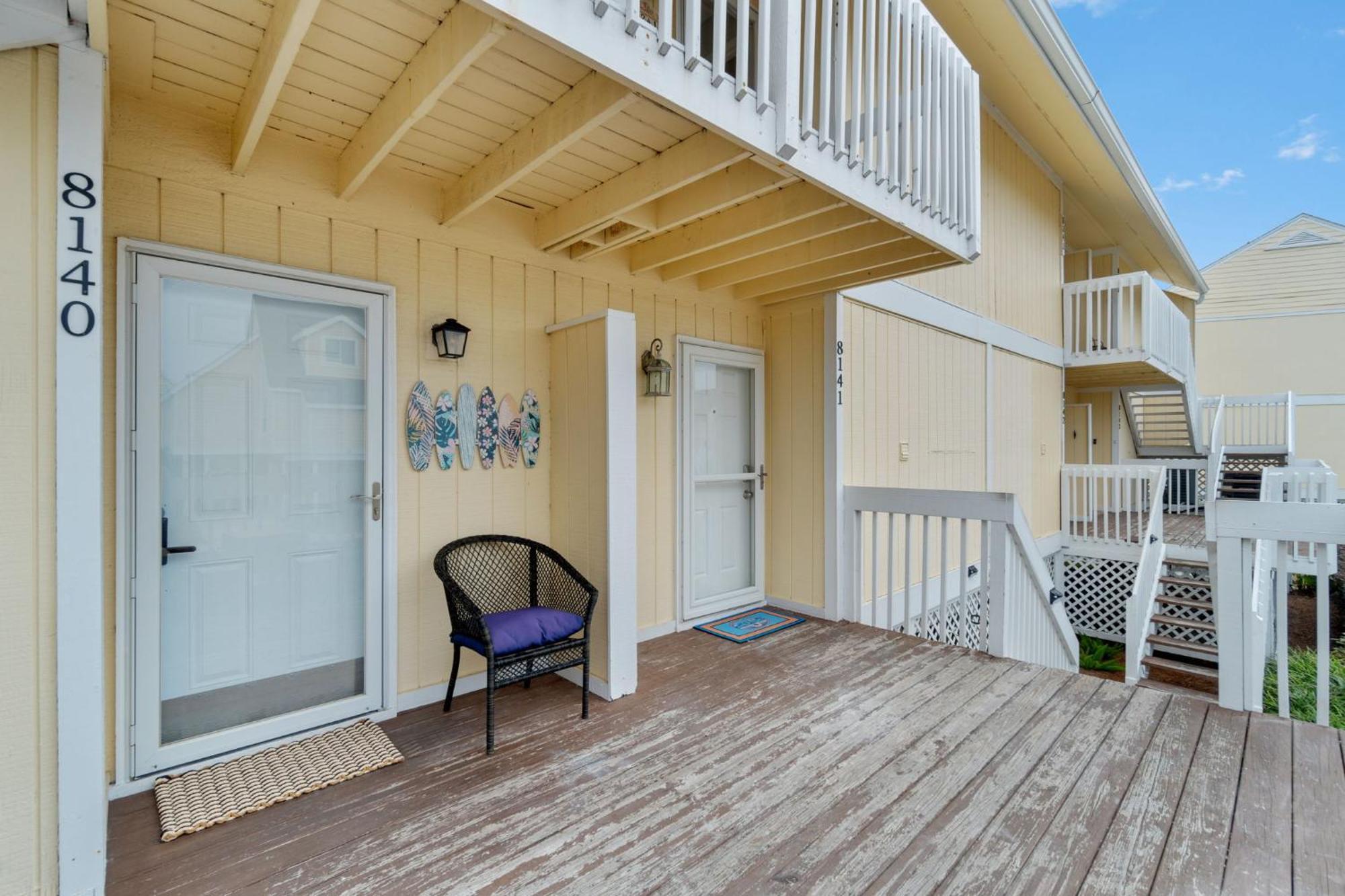 Sandpiper Cove 8140 - 500 Feet To The Beach! Pool In The Back Yard! Holiday home