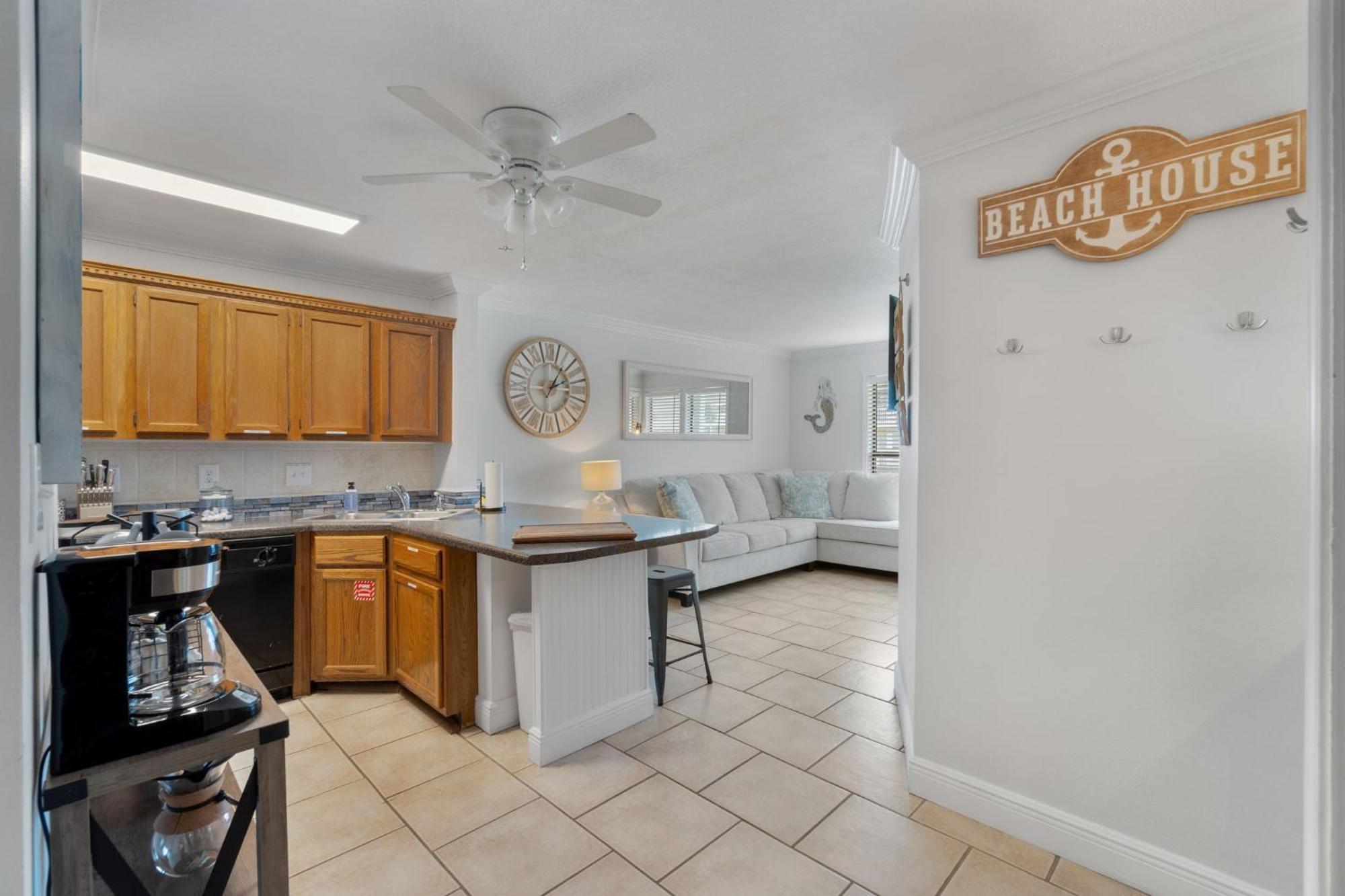 Holiday home Sandpiper Cove 8140 - 500 Feet To The Beach! Pool In The Back Yard! *