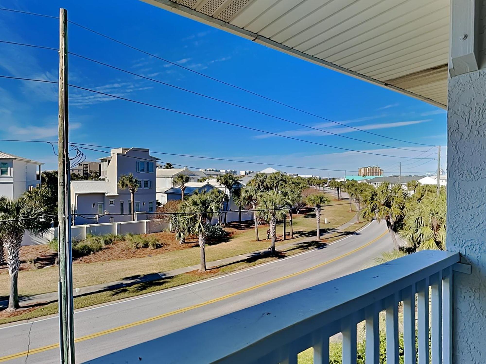 Apartment Island 304 *