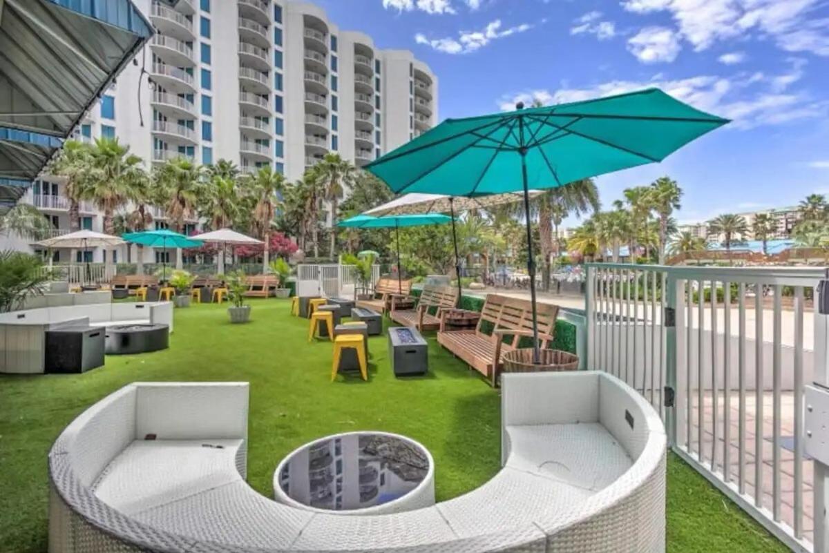 Holiday home Stunning 11th Fl Pool & Gulf View King Across From