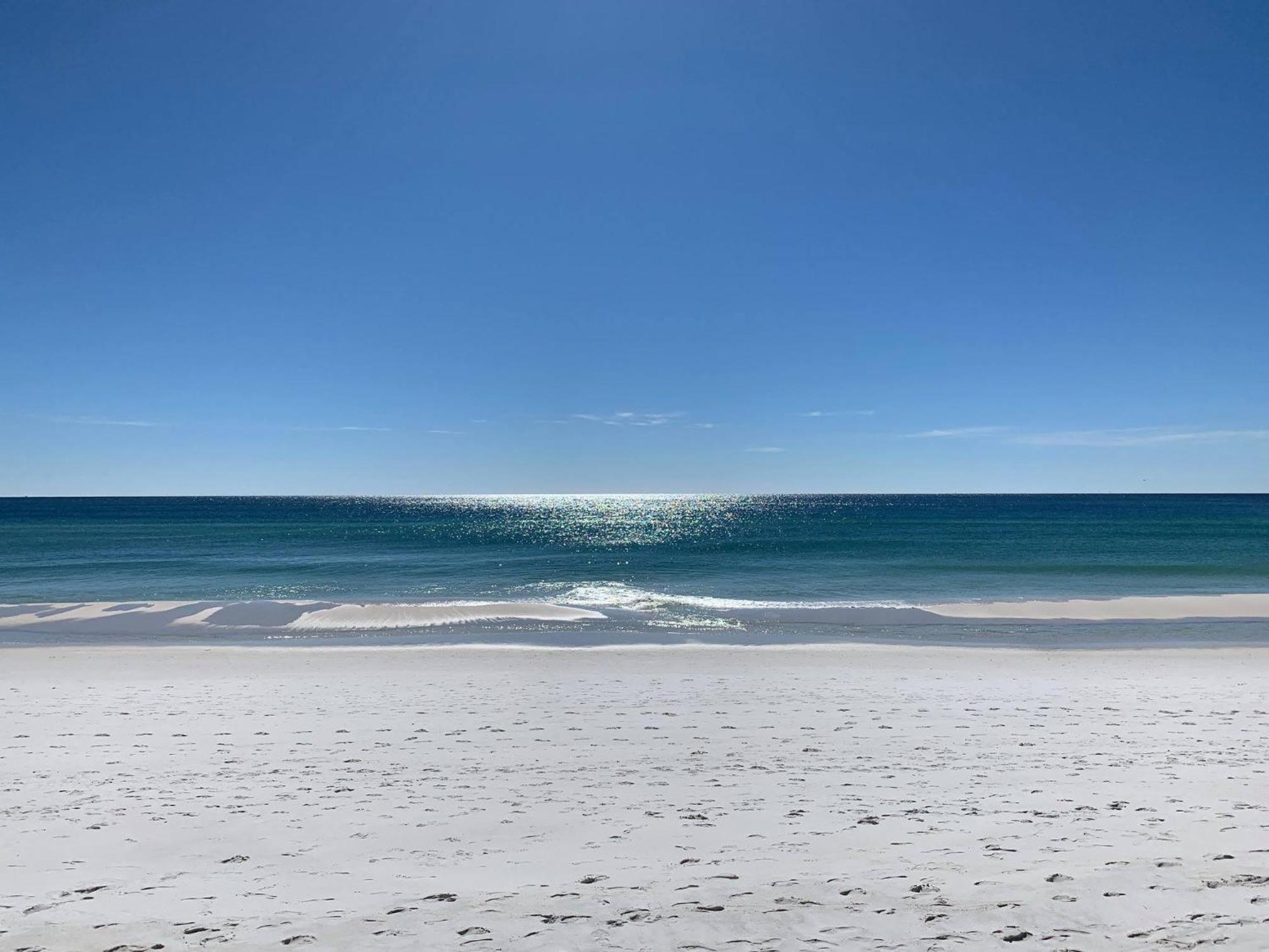 Holiday home 1045 Shoreline Towers-beachfront Destin- Free Setup *