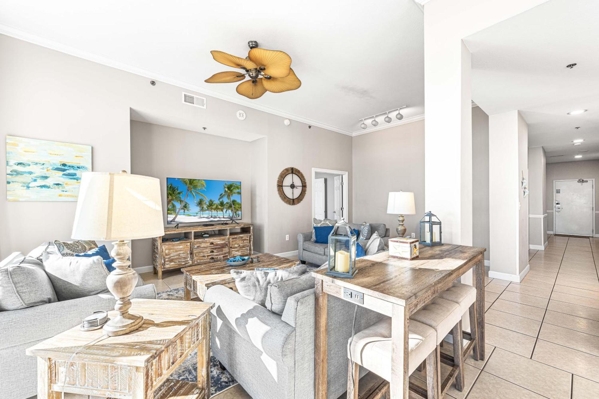 Sterling Shores Penthouse 6 Holiday home Destin
