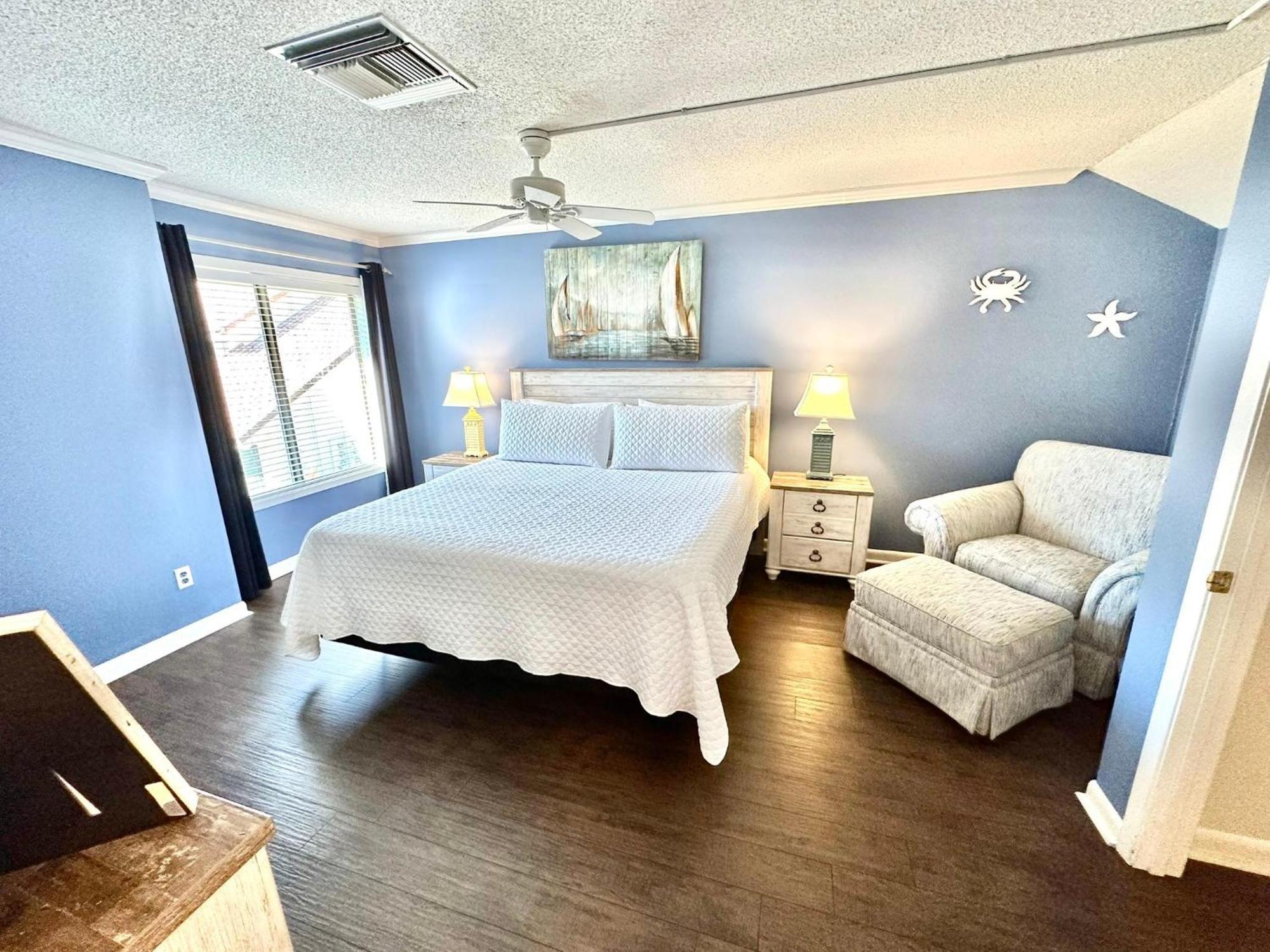 5109 Beachwalk