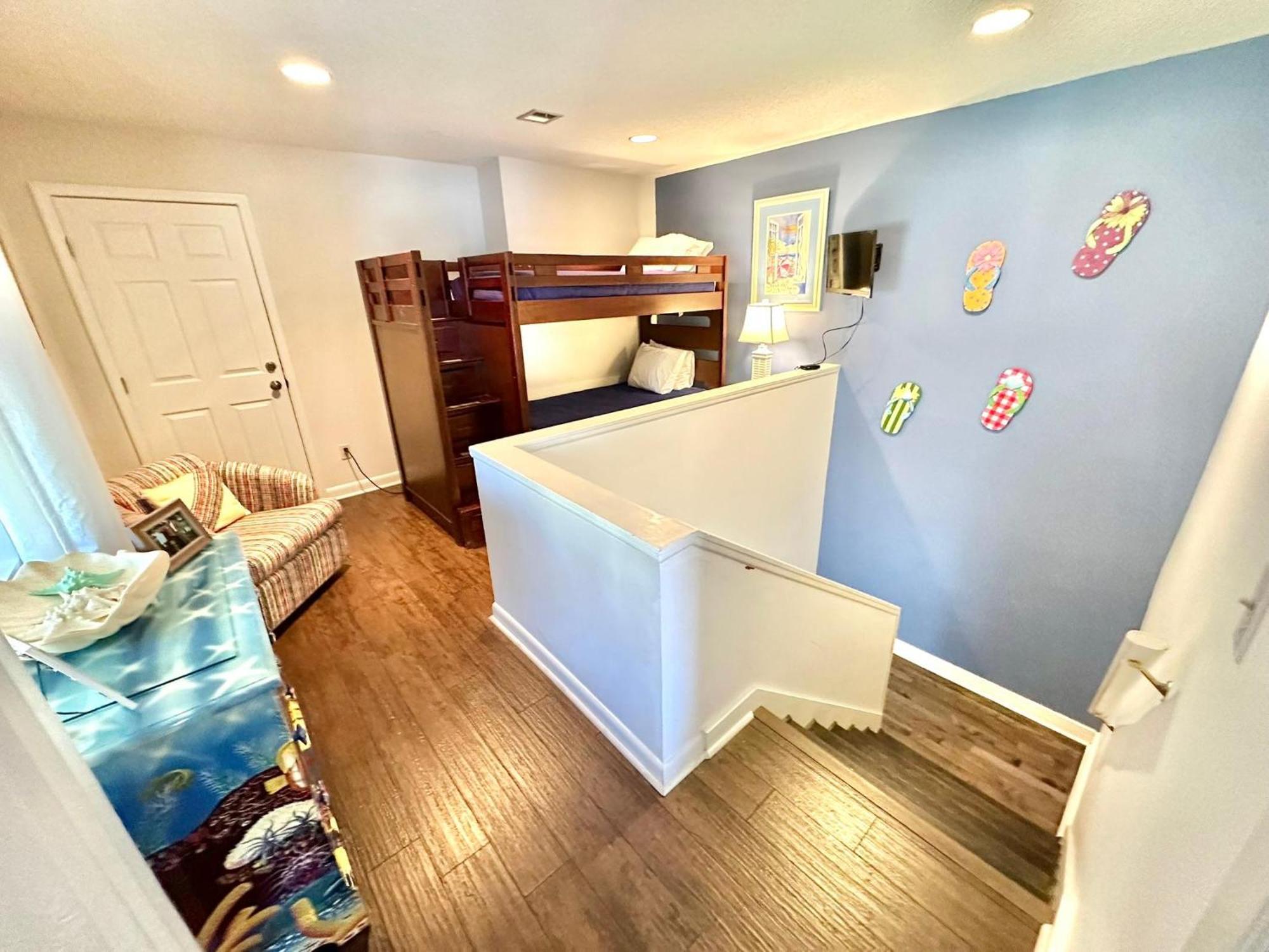 5109 Beachwalk