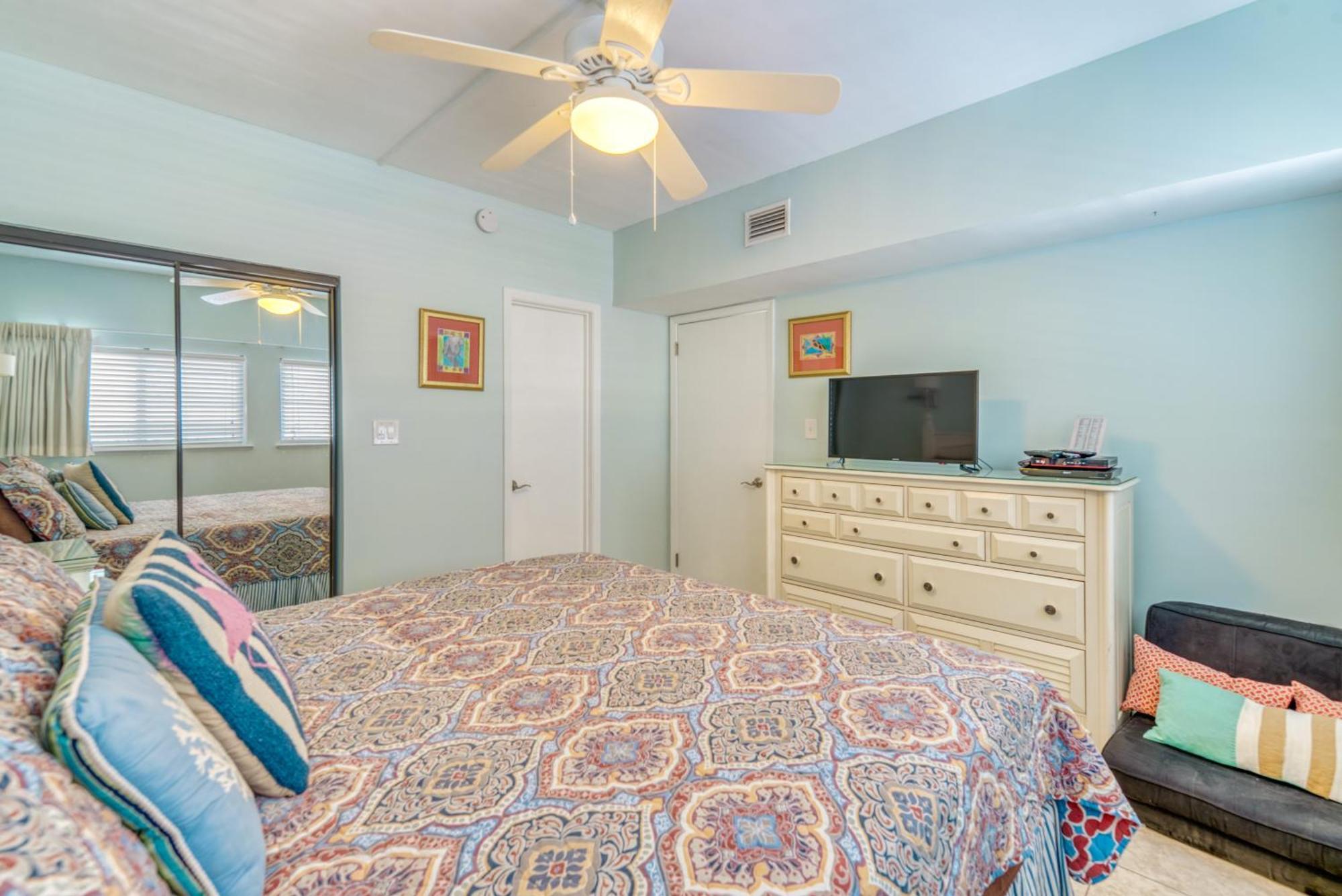 House B604 - Beachfront With Pool, Wifi, & Service * Destin
