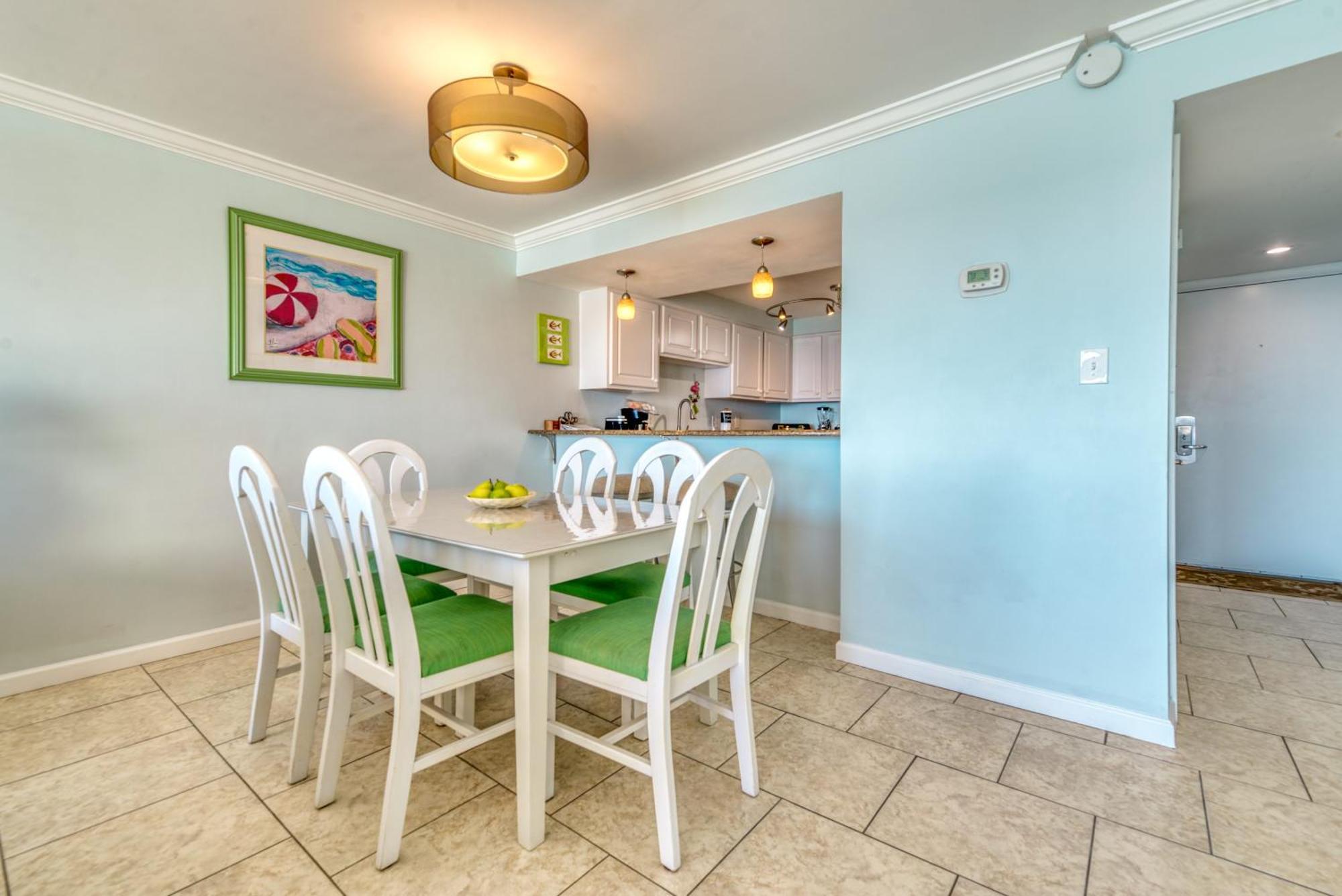 House B604 - Beachfront With Pool, Wifi, & Service *