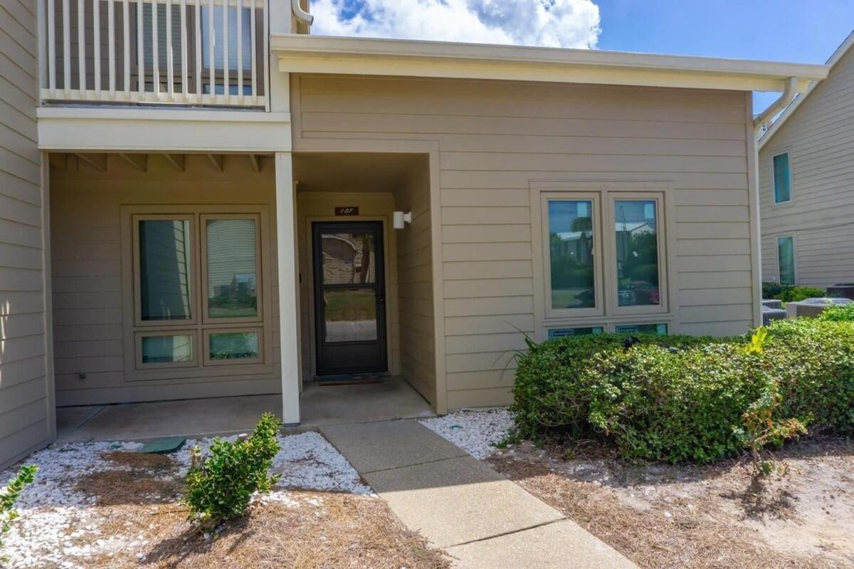 Apartment Family Tides 107 *