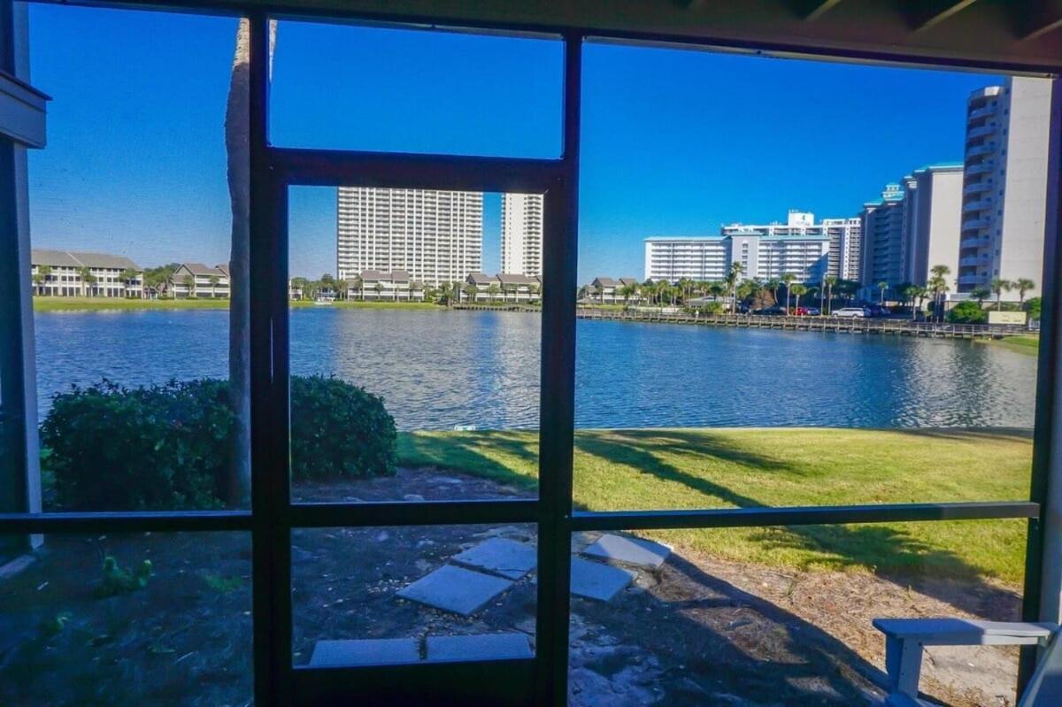 Apartment Family Tides 107
