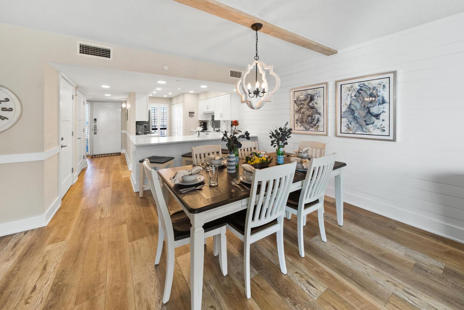 Mainsail 278 * Destin