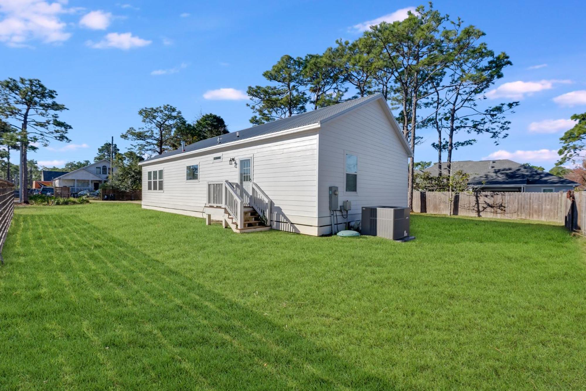 34 Cobia Ct *
