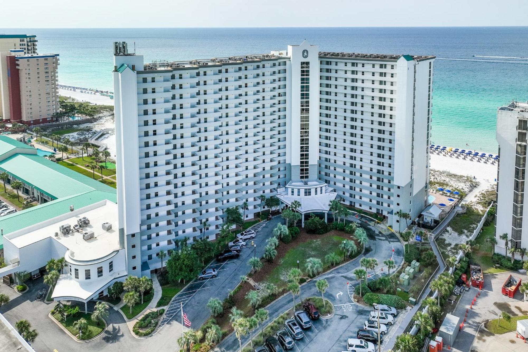 Pelican 3*