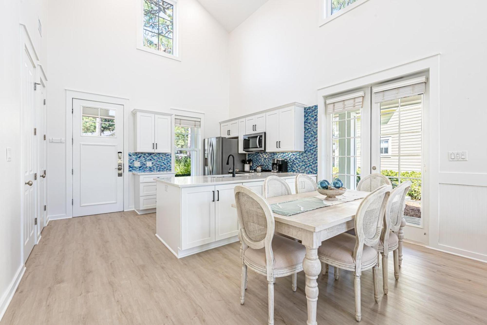 1321 Laurel Grove *