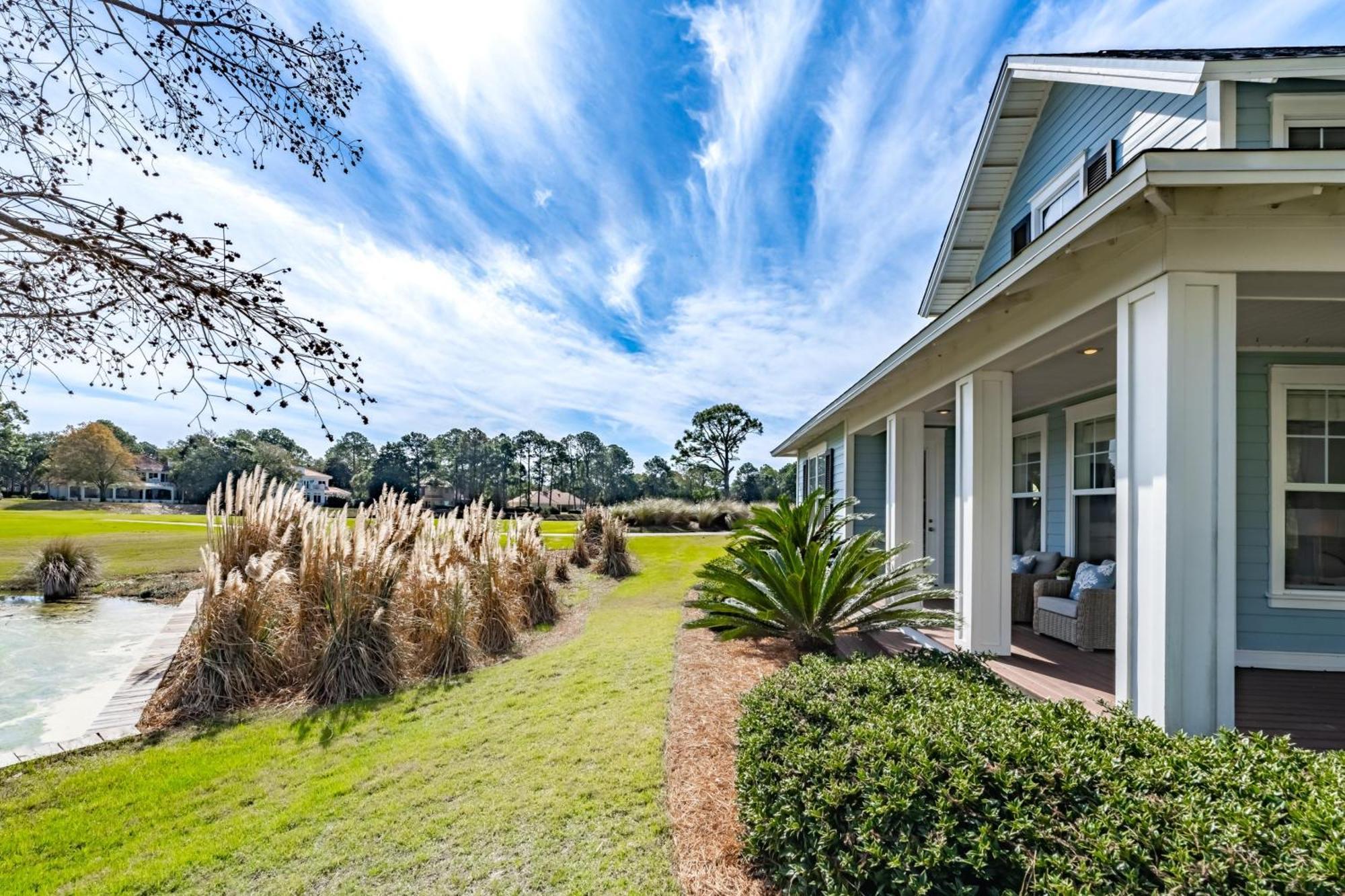 1321 Laurel Grove * Destin