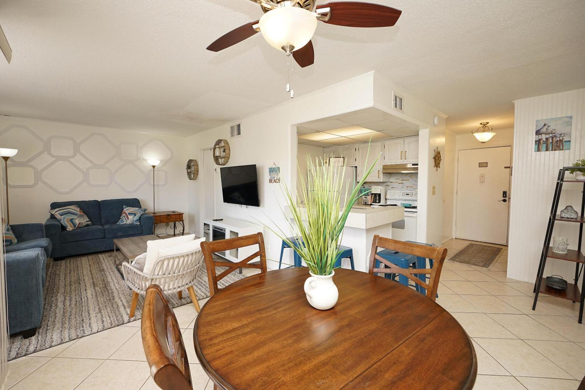 Sandpiper Cove Unit1031 Destin