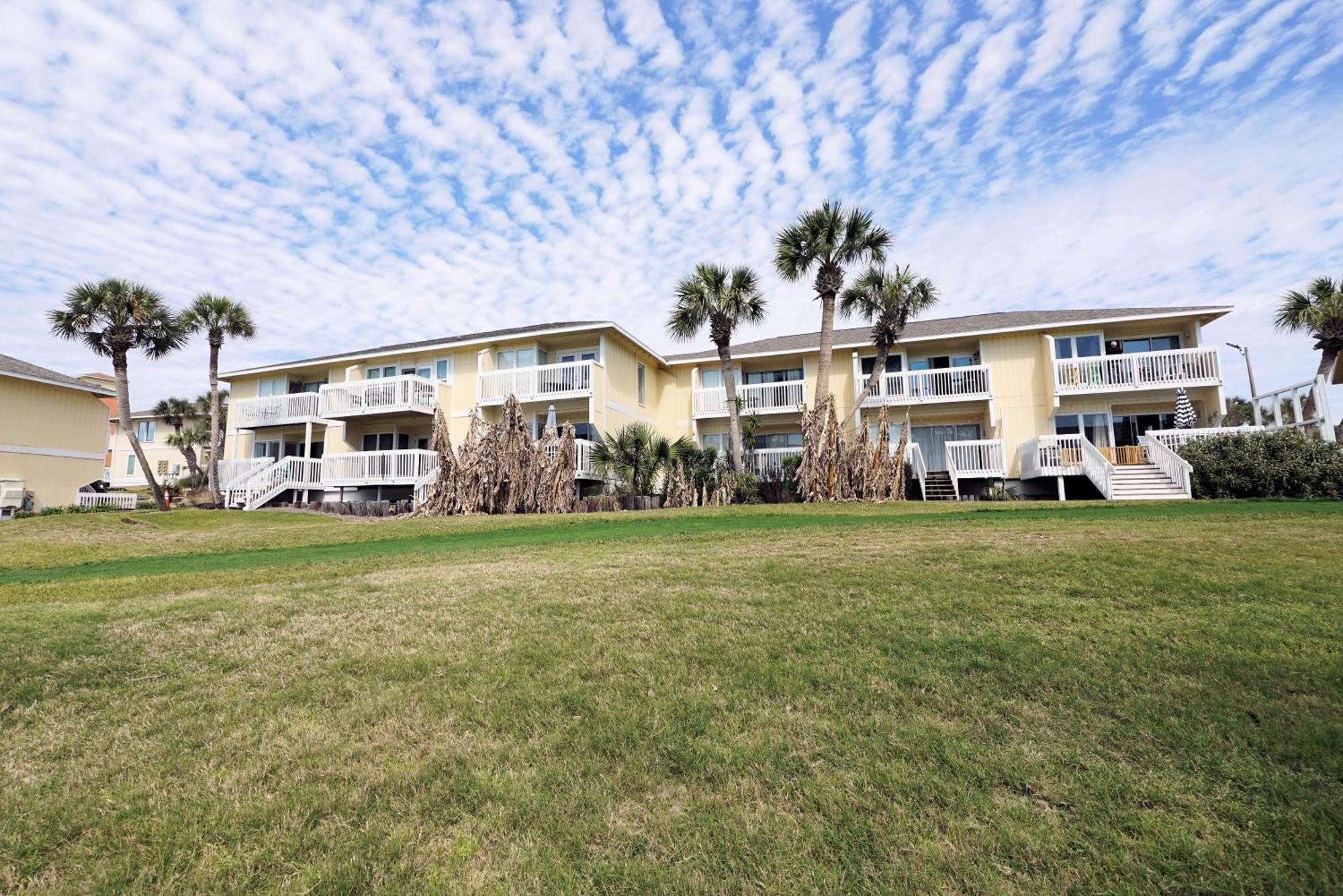 Sandpiper Cove Unit1031 Holiday home Destin