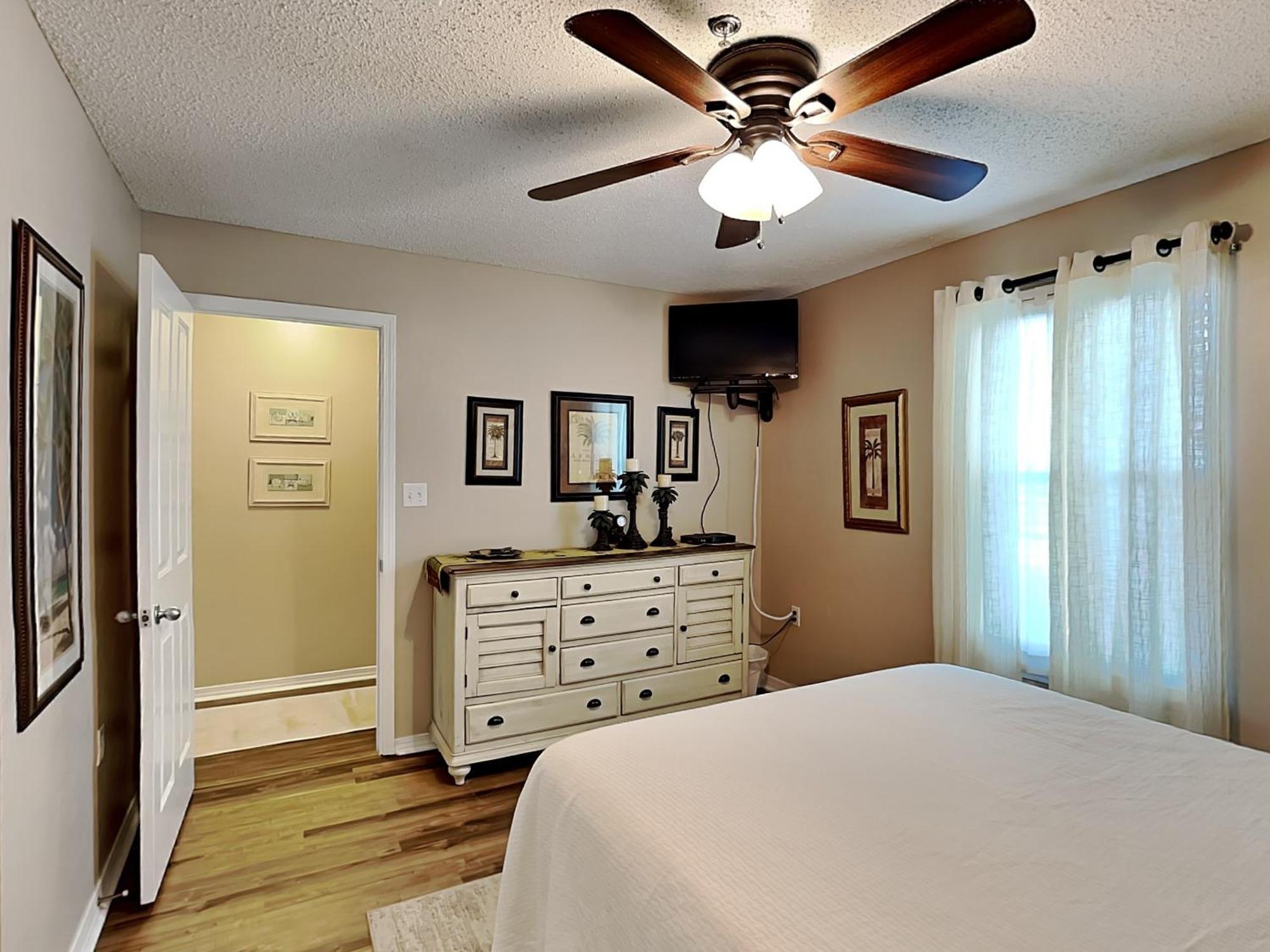 Grand Caribbean 210 East Apartment *