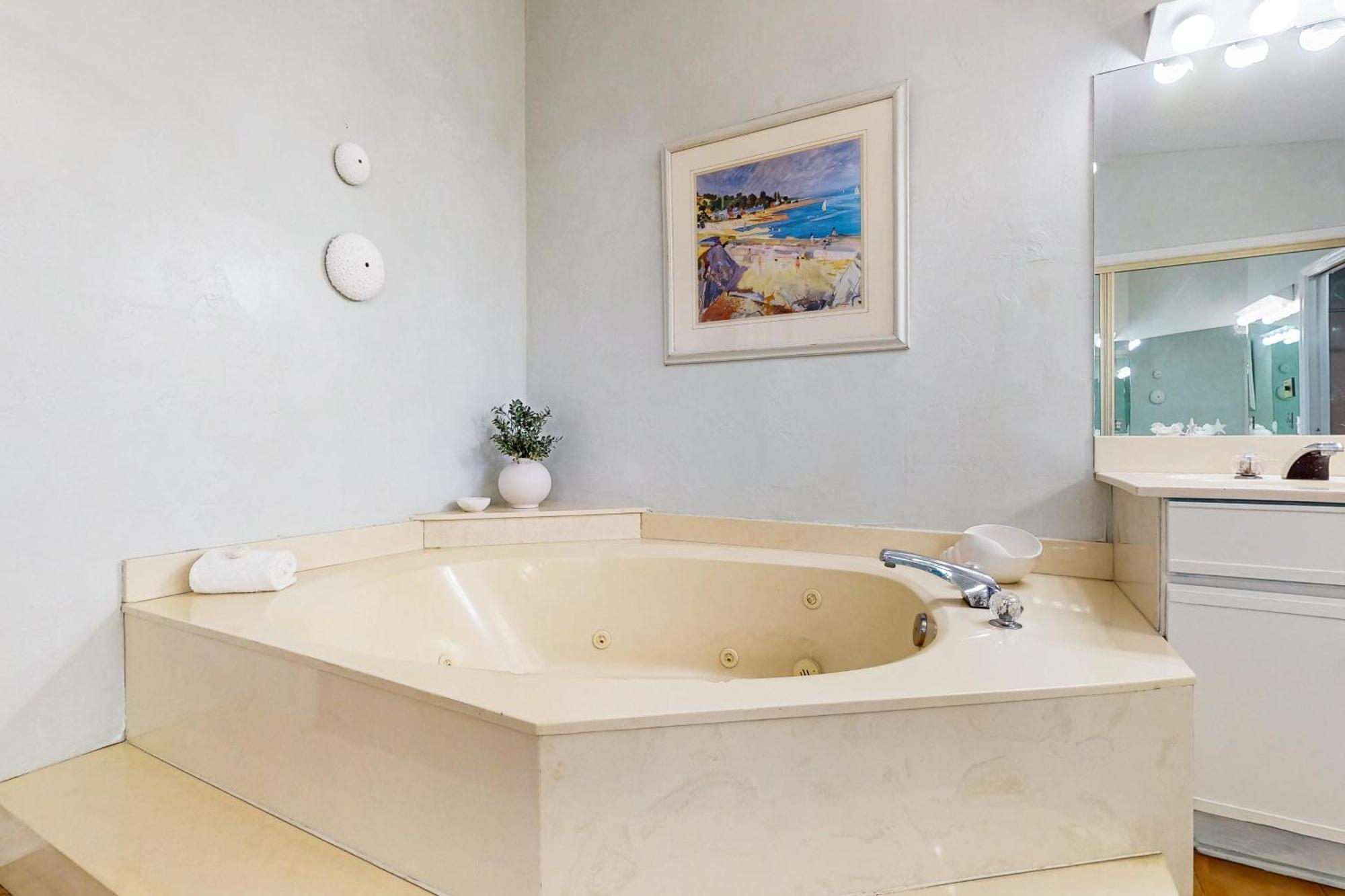Seascape Lakefront 216 Holiday home