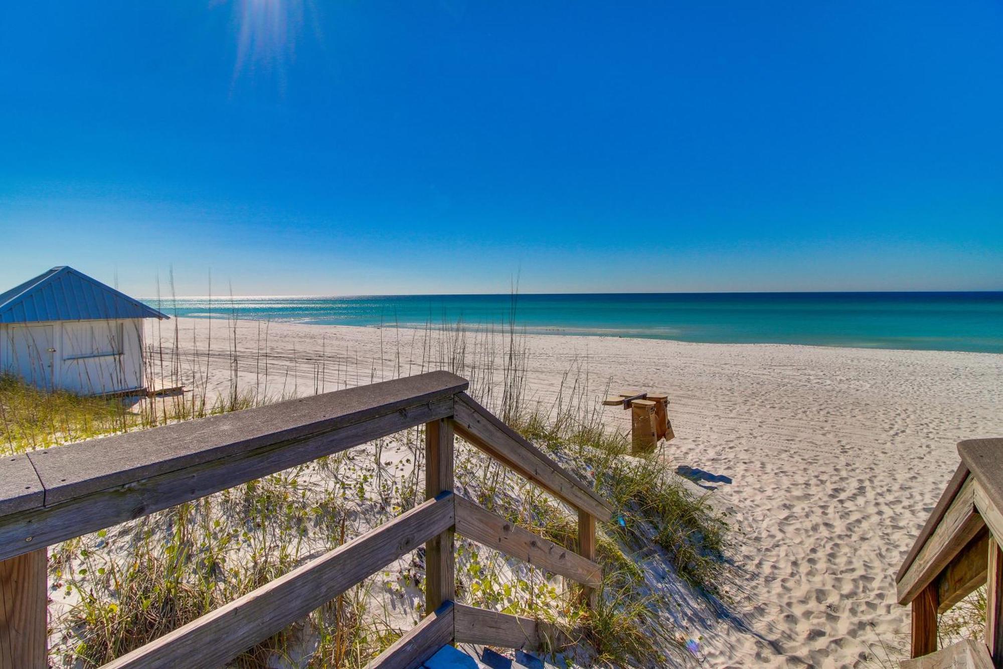 Seascape Lakefront 216 Holiday home *