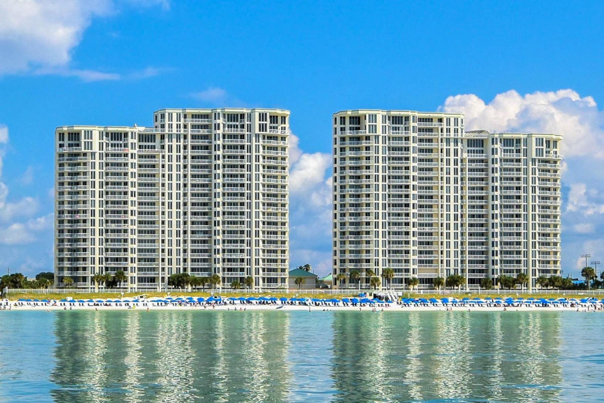 Silver Towers E1503 *