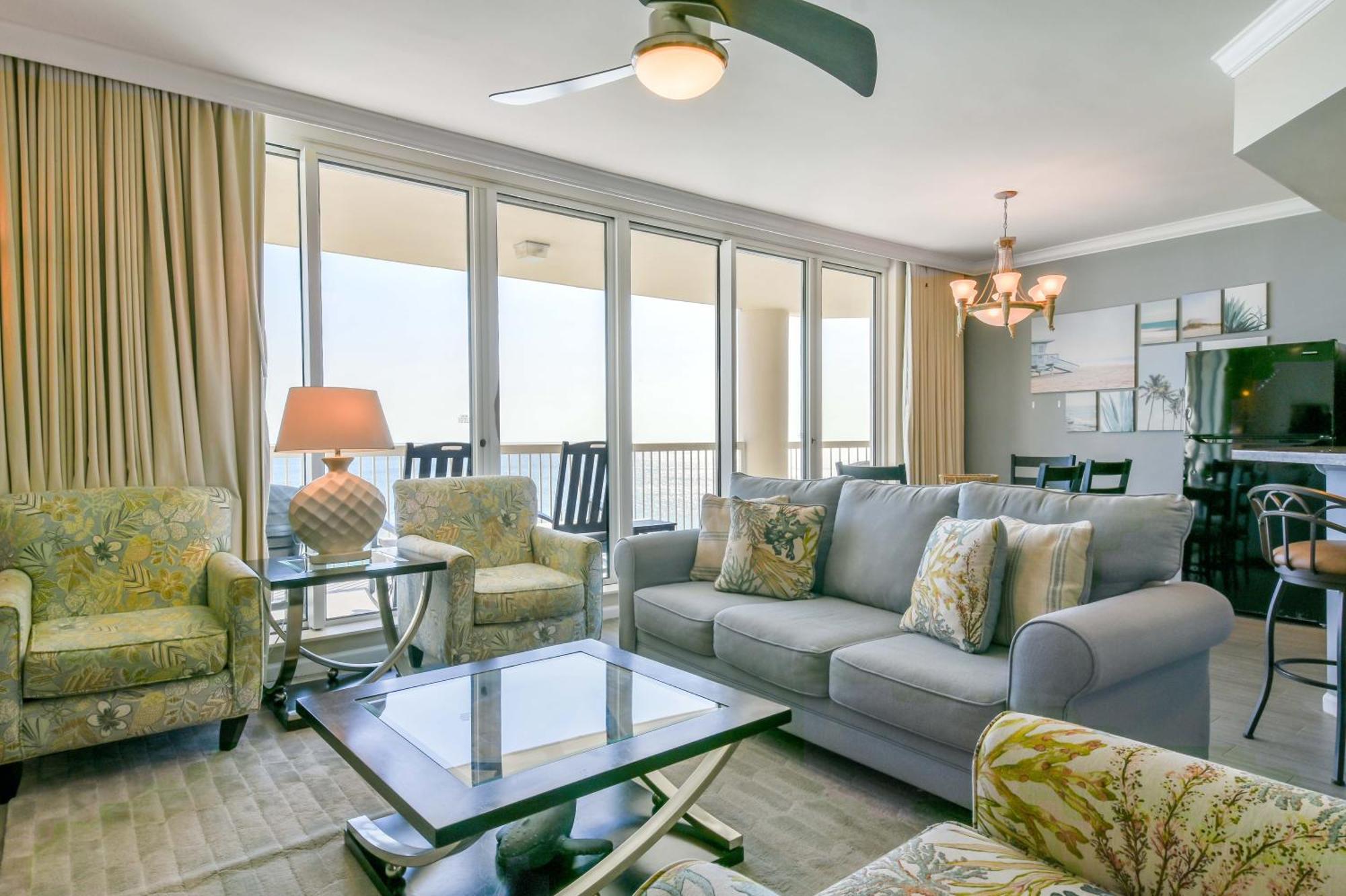 Silver Towers E1503 Apartment