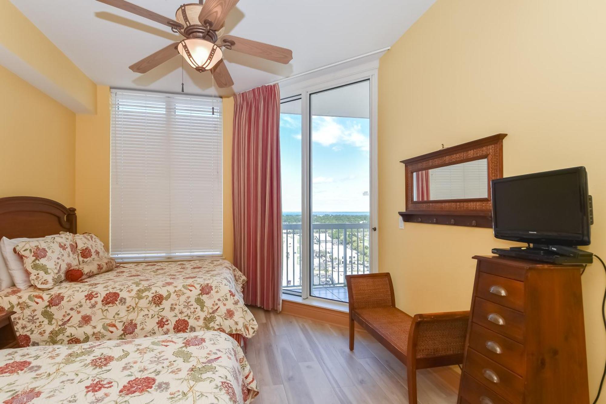 Silver Towers Eph1701 Apartment