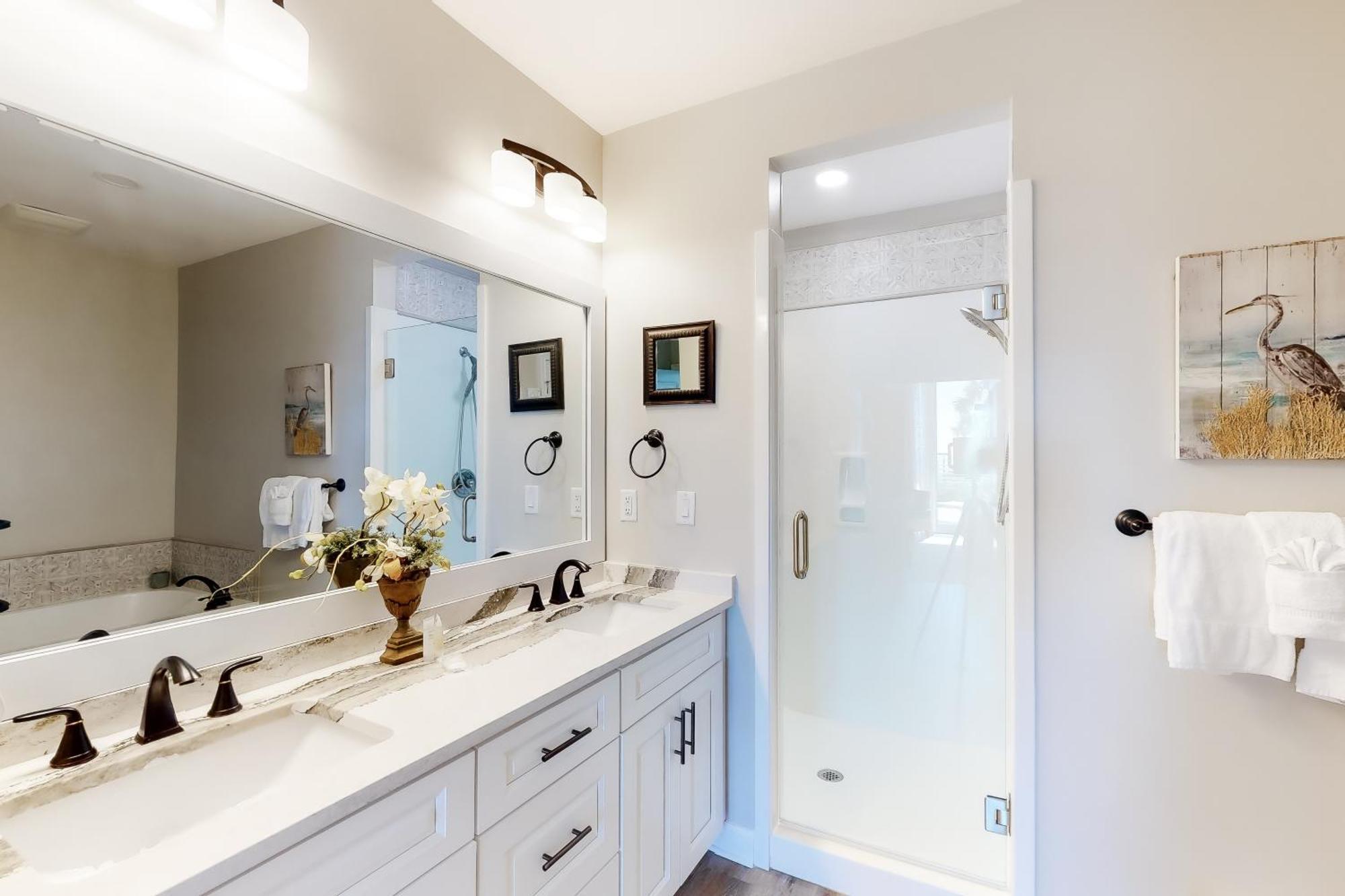 Apartment Tops'l Tides 0104