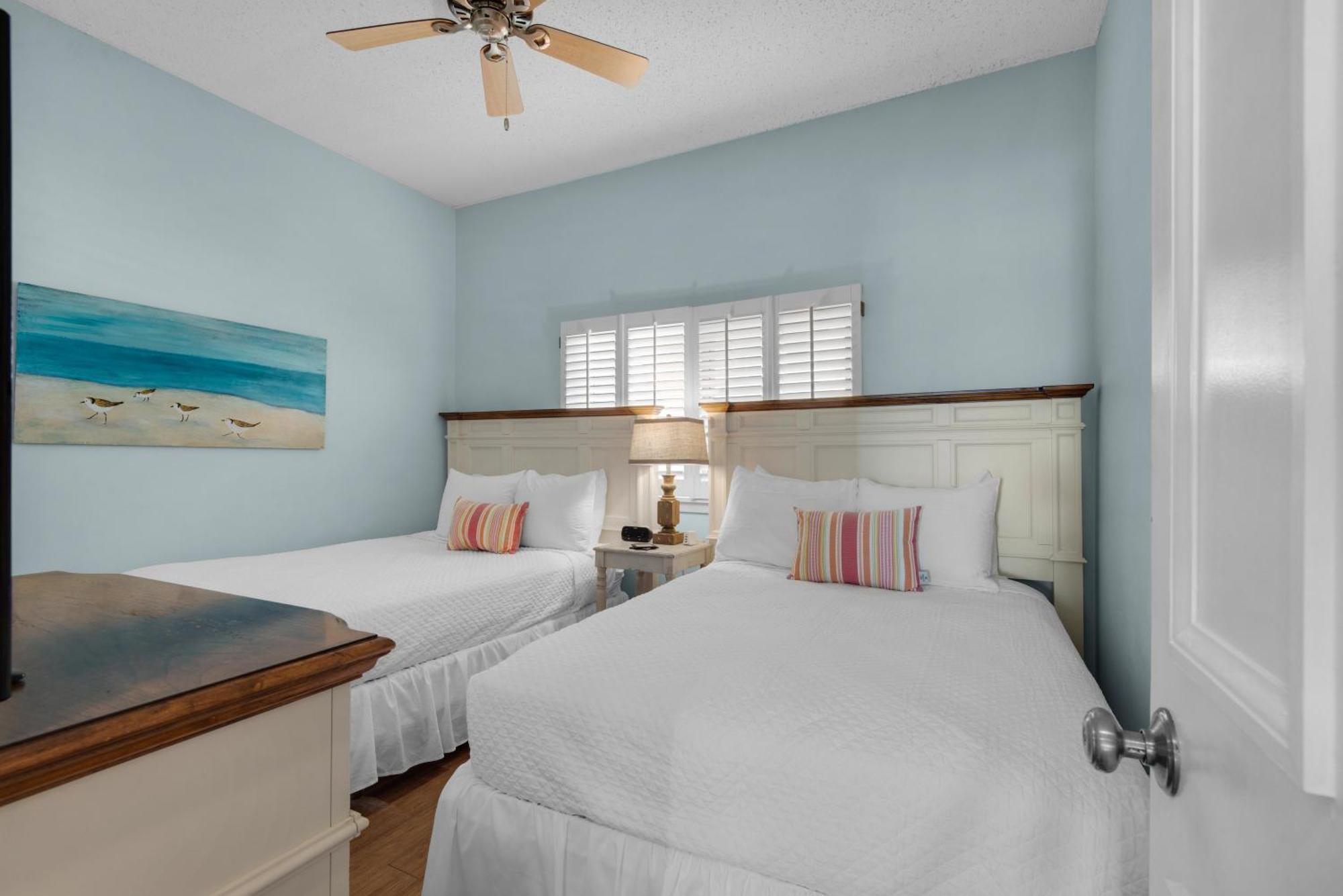 Tops'l Manor 413